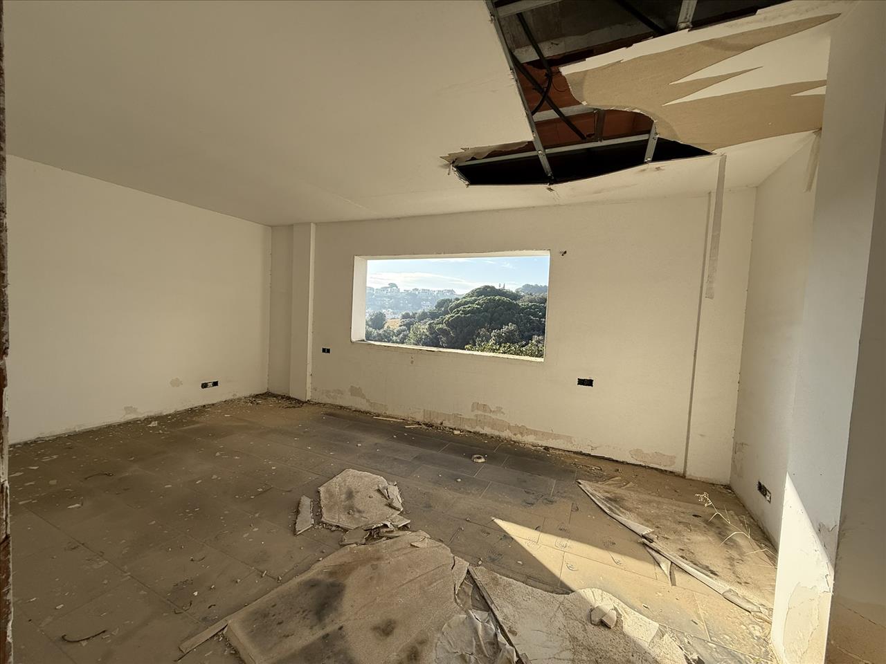 Talo Arenys de Mar, Barcelona, Espanja 1 makuuhuone, 452 m2 No. 167203