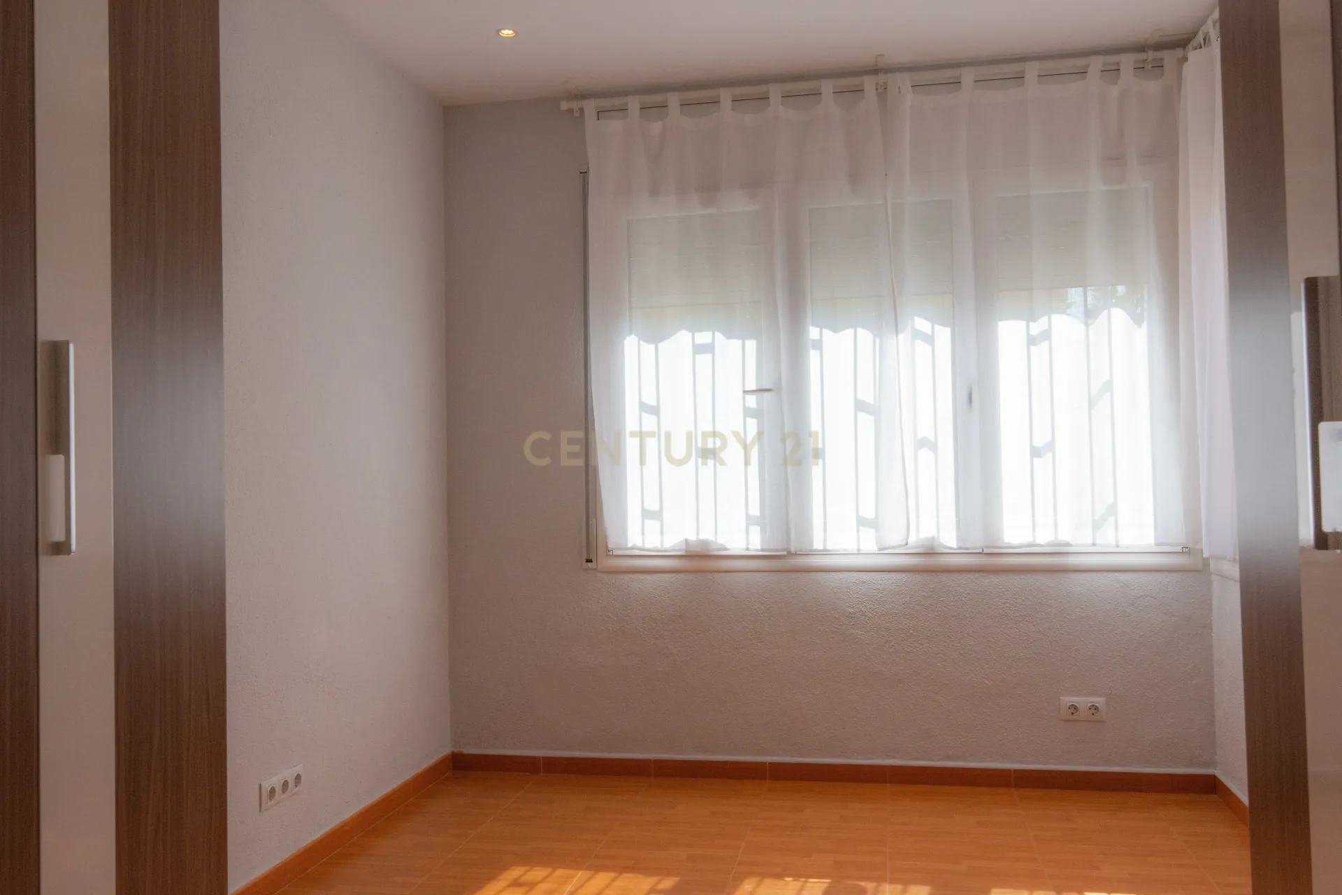 Talo Caldes de Montbui, Barcelona, Espanja 5 makuuhuonetta, 251 m2 No. 167209