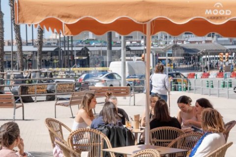 Cafe / restaurant à Ciutat Vella, Barcelona, Espagne 296 m2 No. 151925