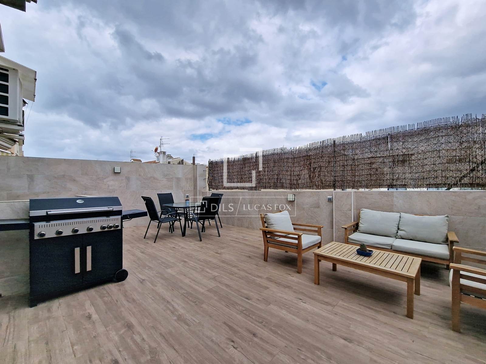 Villa in Vilanova i la Geltru, Barcelona, Spanien 4 Schlafzimmer, 176 m2 Nr. 161381