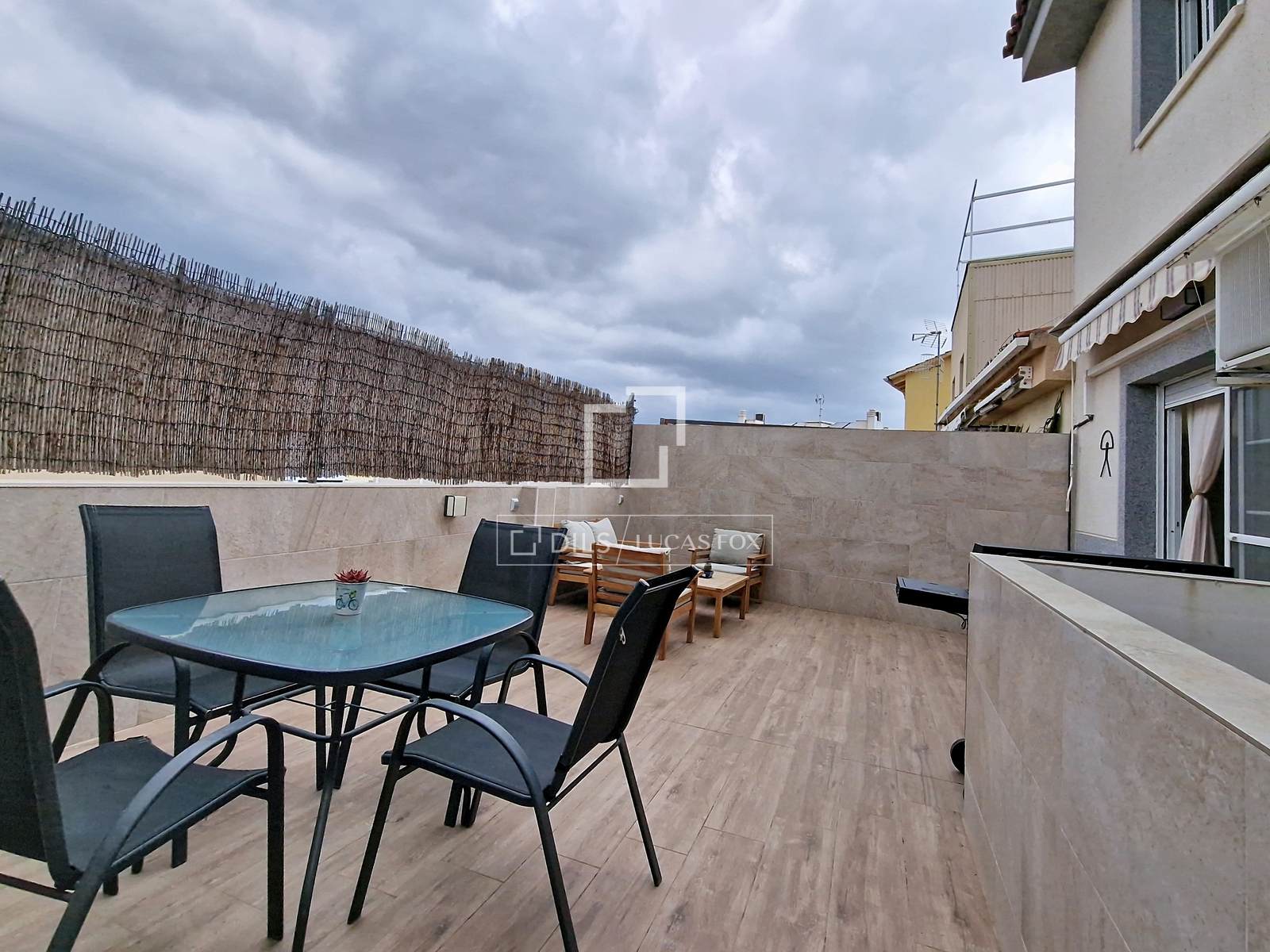 Villa in Vilanova i la Geltru, Barcelona, Spanien 4 Schlafzimmer, 176 m2 Nr. 161381