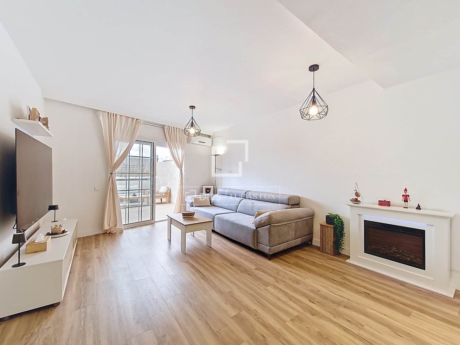 Villa in Vilanova i la Geltru, Barcelona, Spanien 4 Schlafzimmer, 176 m2 Nr. 161381