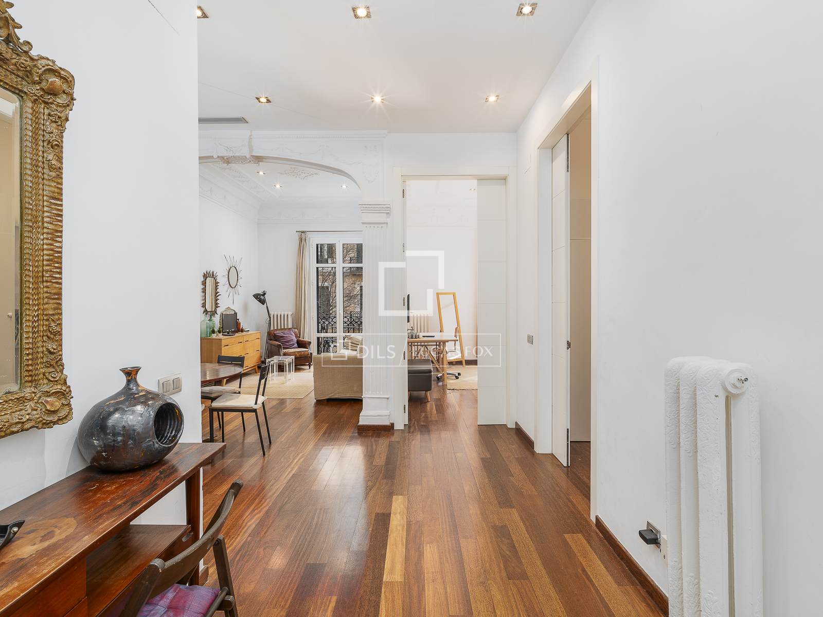 Apartment à Barcelona, Espagne 2 chambres, 82 m2 No. 161380
