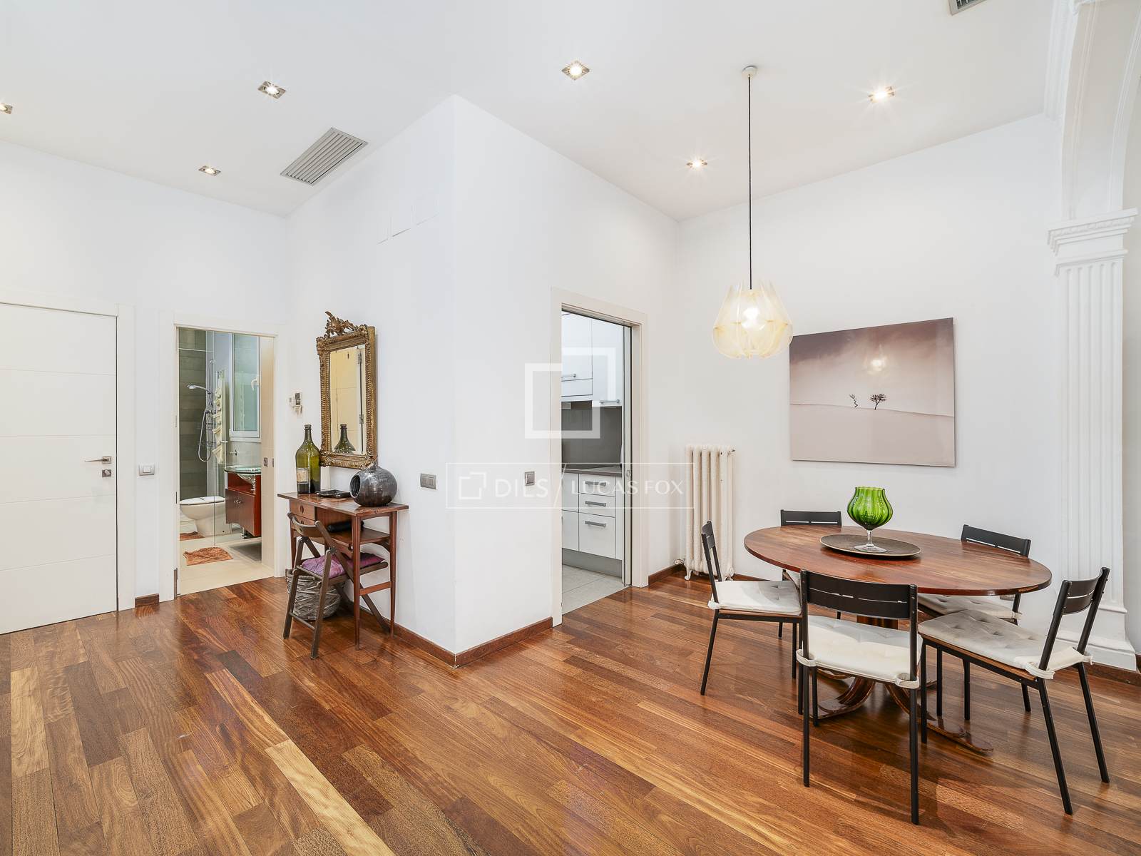 Apartment à Barcelona, Espagne 2 chambres, 82 m2 No. 161380