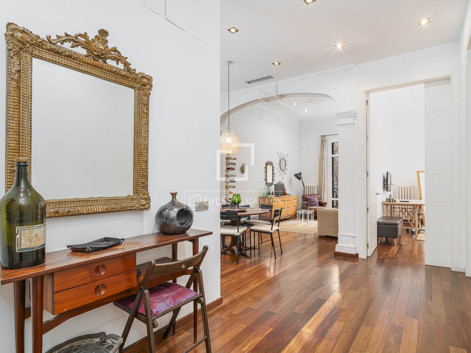 Apartment à Barcelona, Espagne 2 chambres, 82 m2 No. 161380