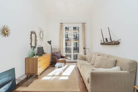 Huoneisto Barcelona, Espanja 2 makuuhuonetta, 82 m2 No. 161380