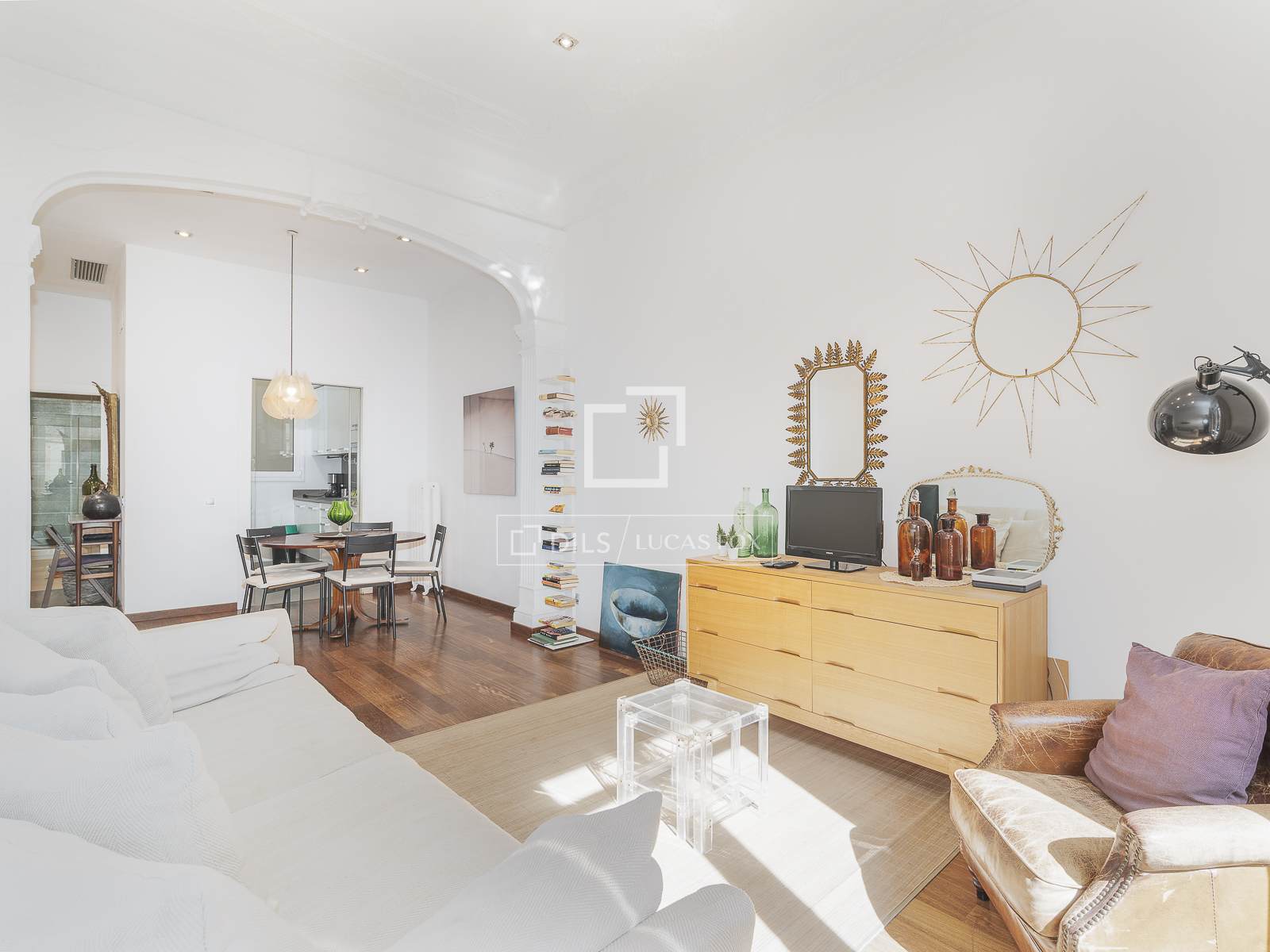 Apartment à Barcelona, Espagne 2 chambres, 82 m2 No. 161380
