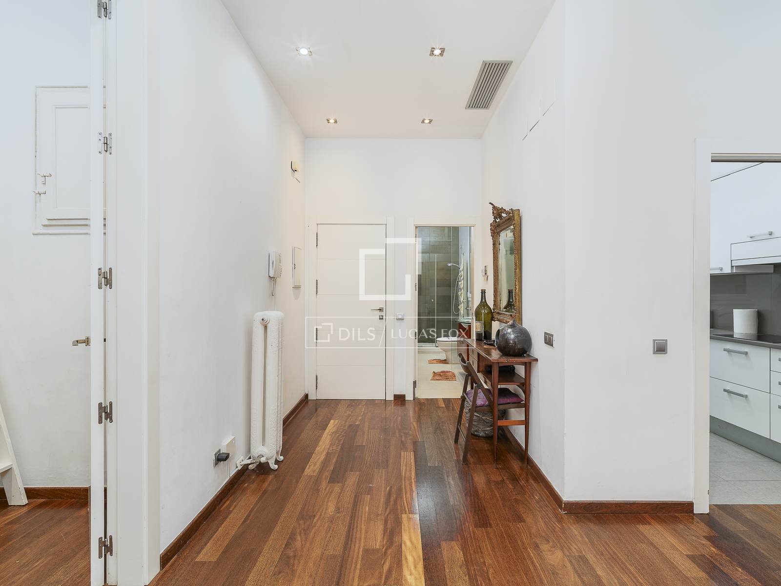 Apartment à Barcelona, Espagne 2 chambres, 82 m2 No. 161380