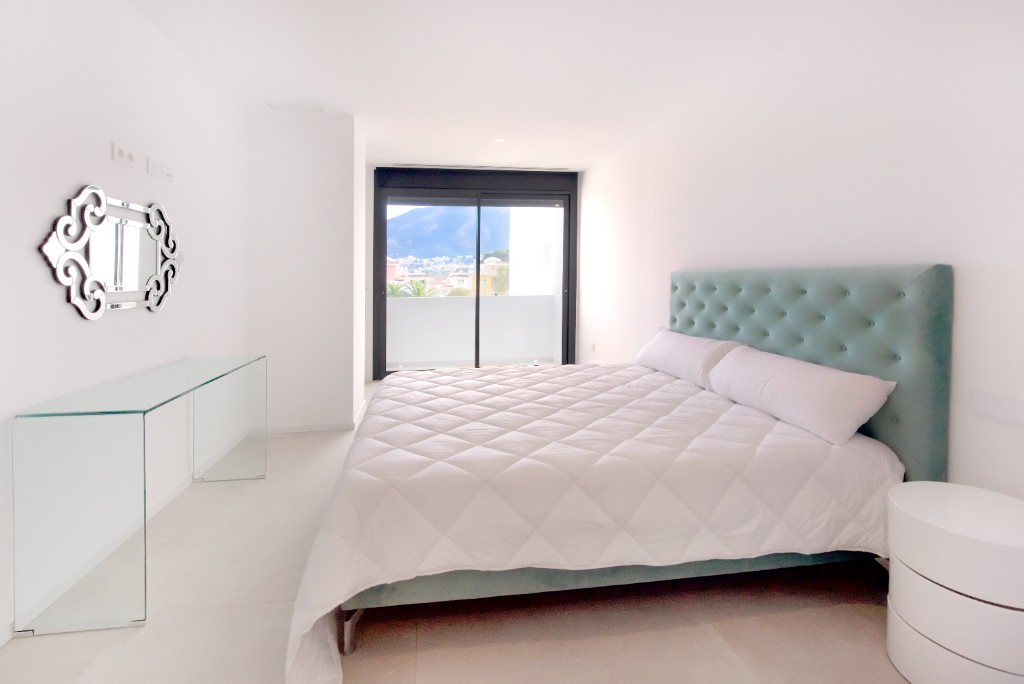 Villa Alicante, Spānijā 3 istabas, 236 m2 Nr. 145042