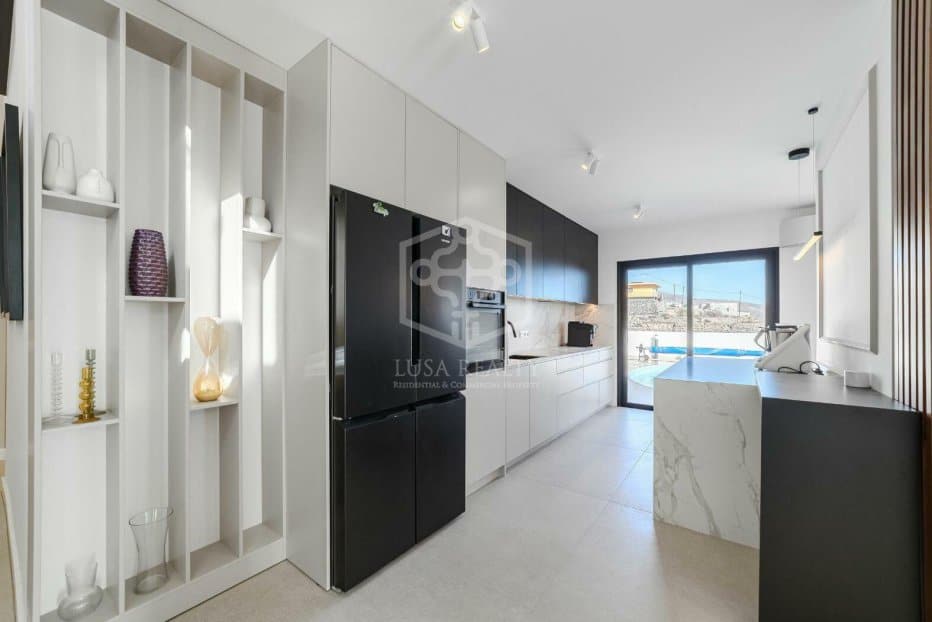 Villa in Candelaria, Tenerife, Spain 4 bedrooms, 246 sq.m. No. 146728