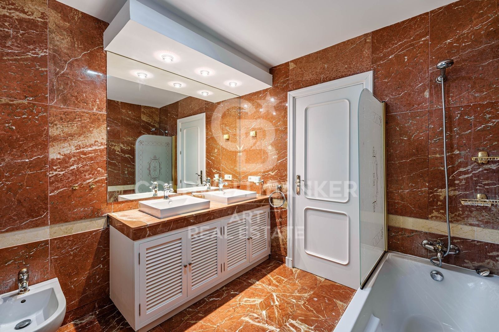 Villa en Estepona, Málaga, España 9 dormitorios, 735 m2 No. 179031
