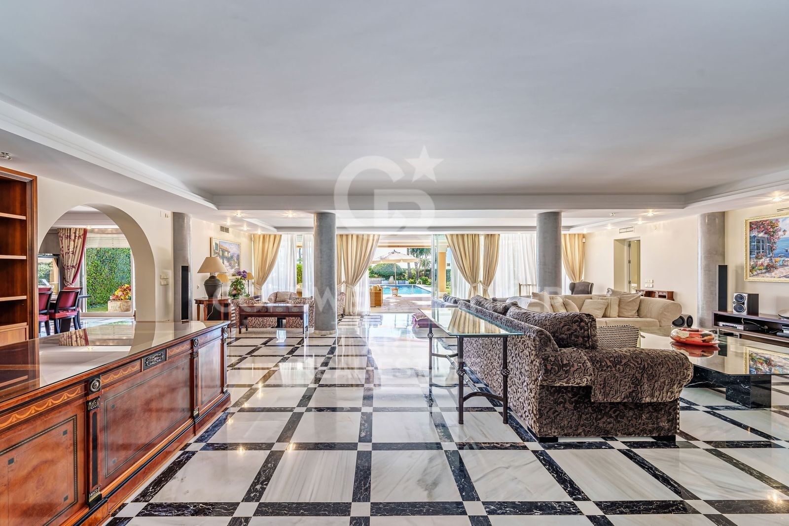 Villa en Estepona, Málaga, España 9 dormitorios, 735 m2 No. 179031