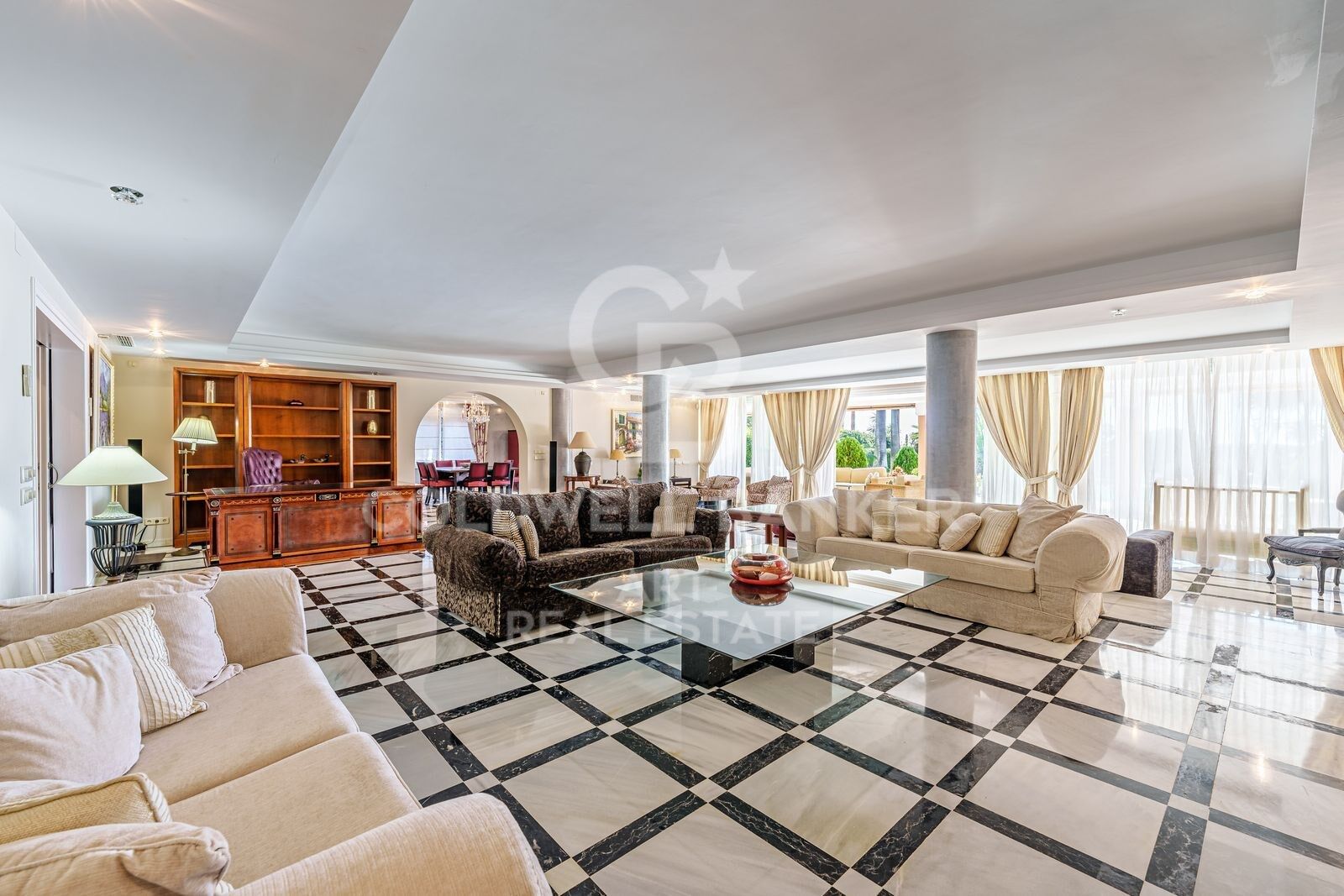 Villa en Estepona, Málaga, España 9 dormitorios, 735 m2 No. 179031