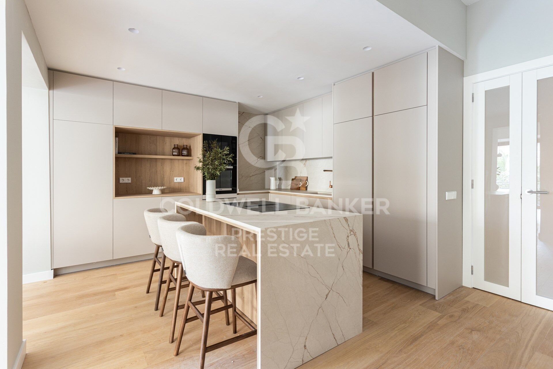 Wohnung in Barcelona, Spanien 5 Schlafzimmer, 224 m2 Nr. 179028