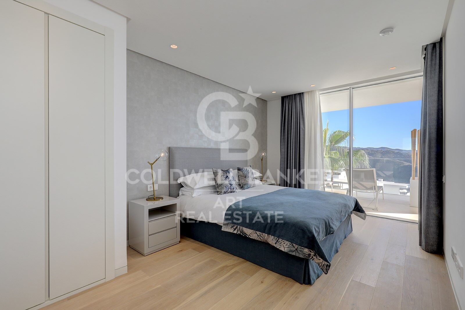Apartment à Ojen, Malaga, Espagne 2 chambres, 94 m2 No. 179029