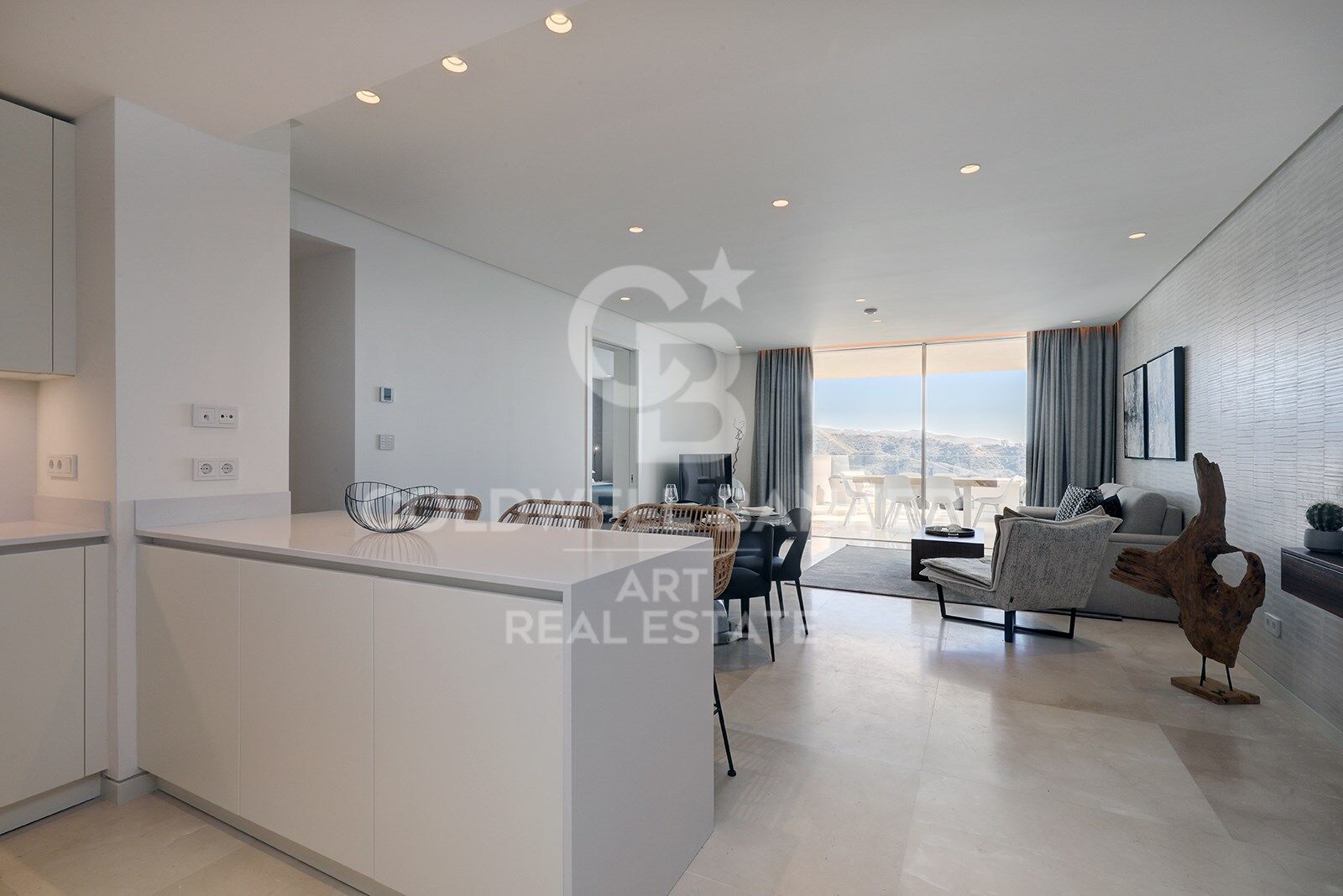 Apartment à Ojen, Malaga, Espagne 2 chambres, 94 m2 No. 179029