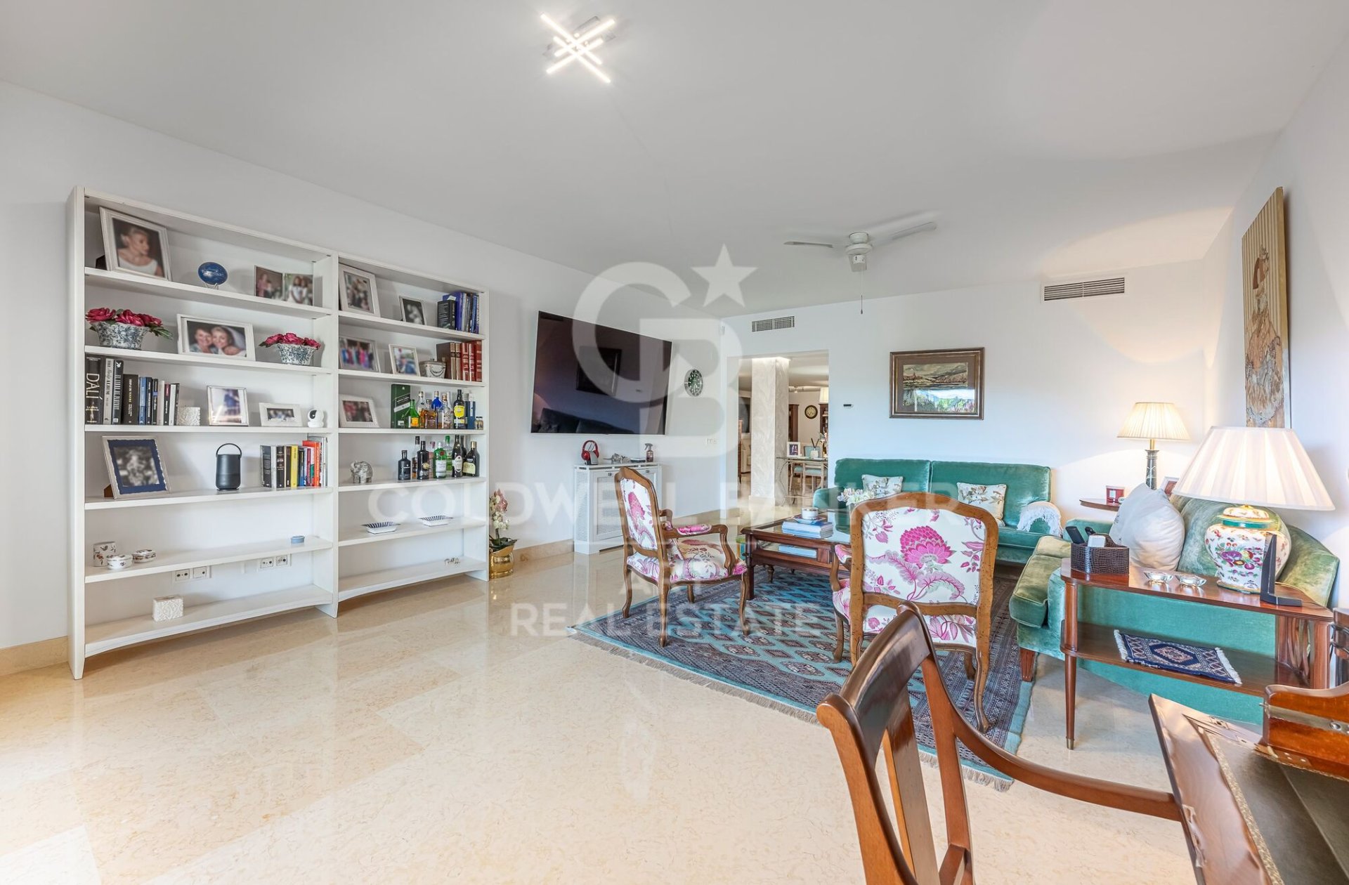 Apartment à Benahavis, Malaga, Espagne 2 chambres, 255 m2 No. 179027