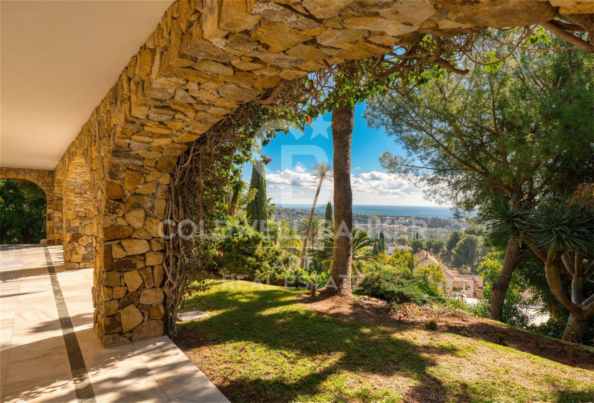 Casa a Marbella, Malaga, Spagna 10 camere da letto, 2600 mq. N° 179032