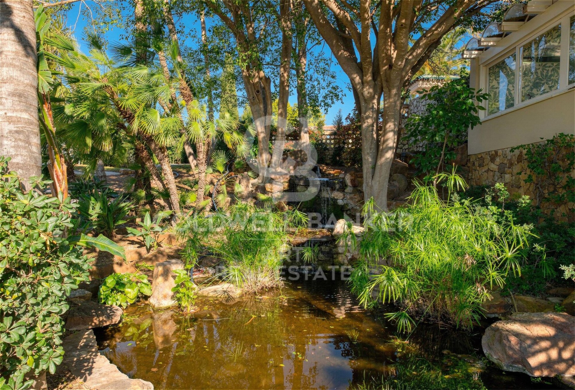 Casa a Marbella, Malaga, Spagna 10 camere da letto, 2600 mq. N° 179032