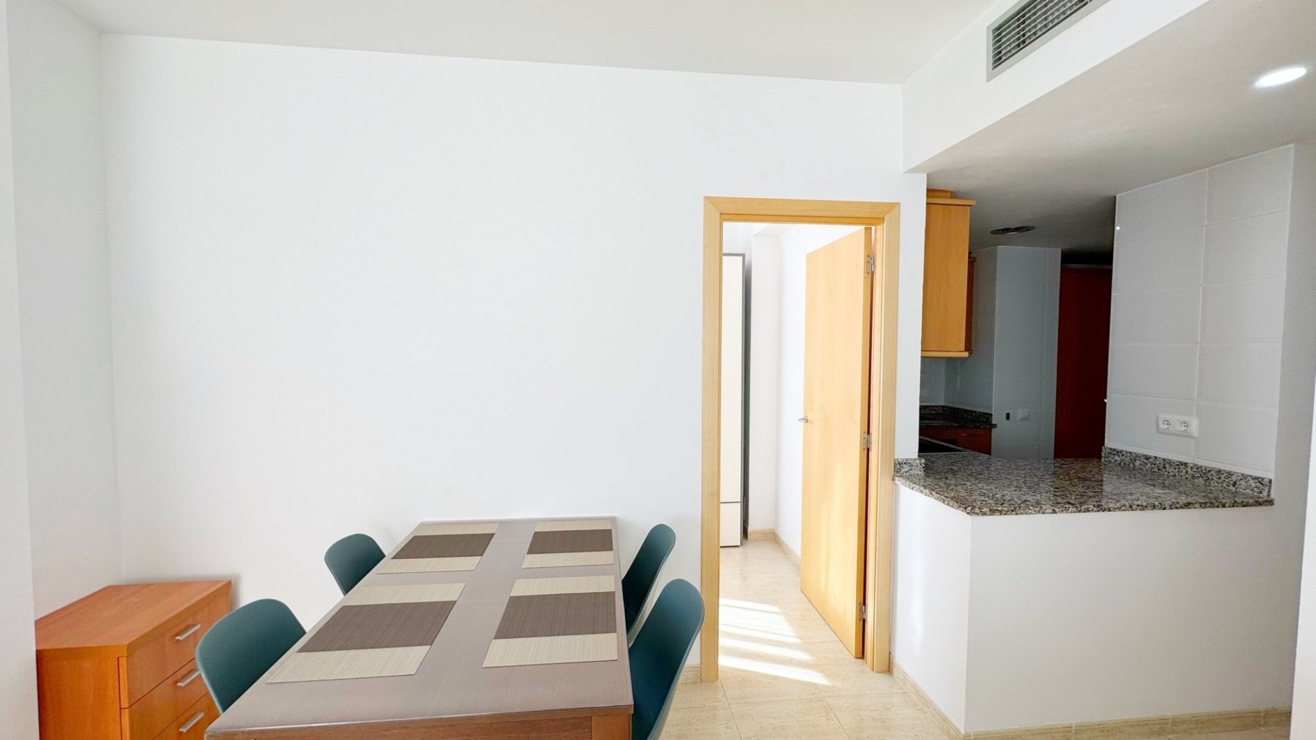 Apartment à Lloret de Mar, Girona, Espagne 3 chambres, 70 m2 No. 180556