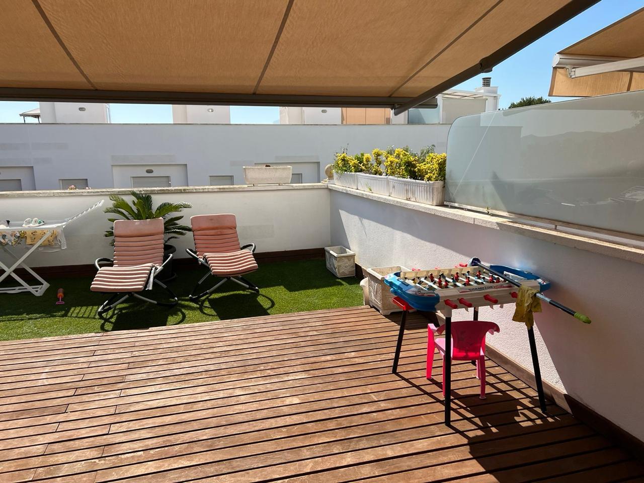 Duplex in Lloret de Mar, Girona, Spanien 4 Schlafzimmer, 264 m2 Nr. 180560