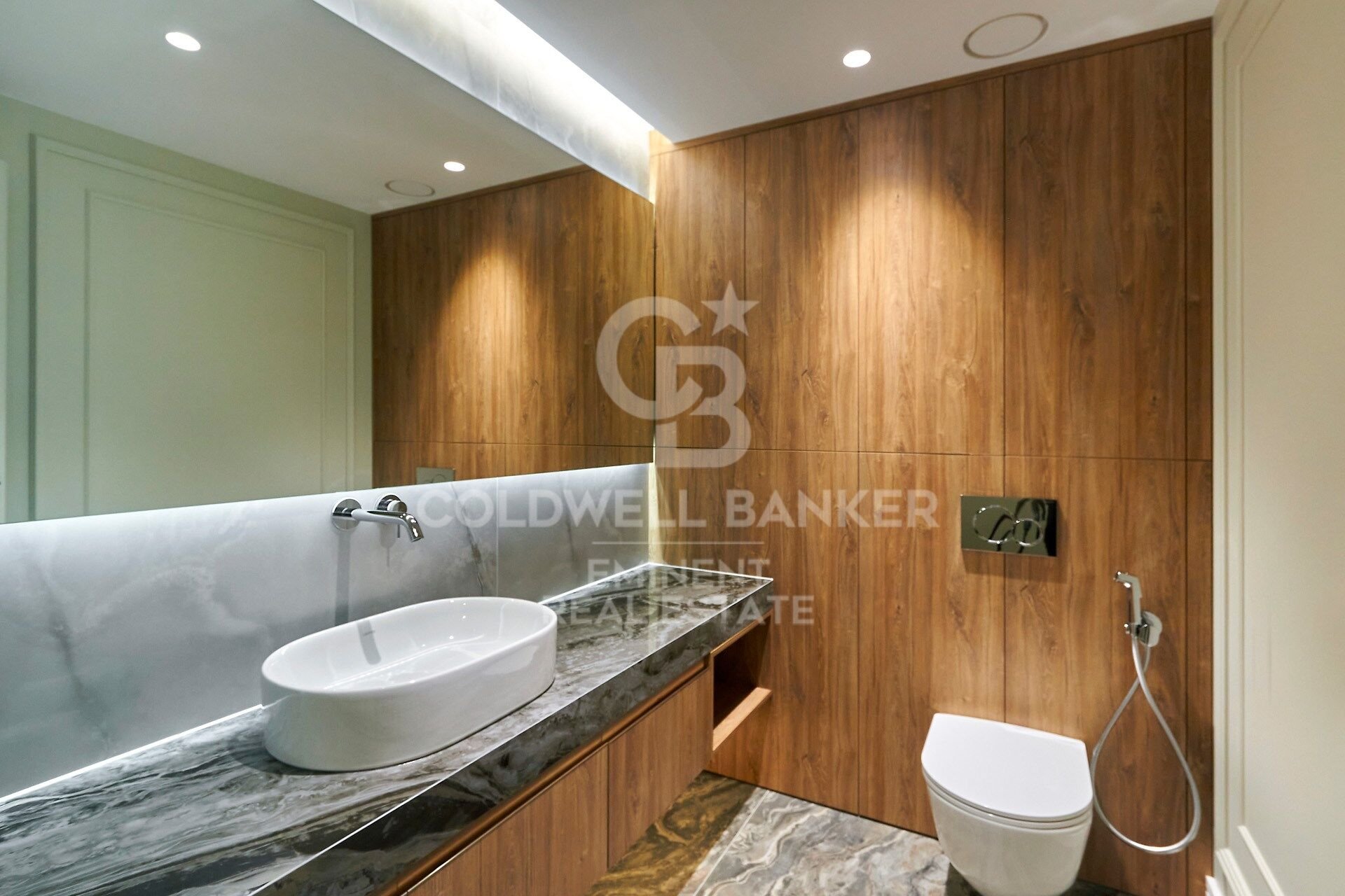 Apartamento en Barcelona, España 3 dormitorios, 135 m2 No. 159866