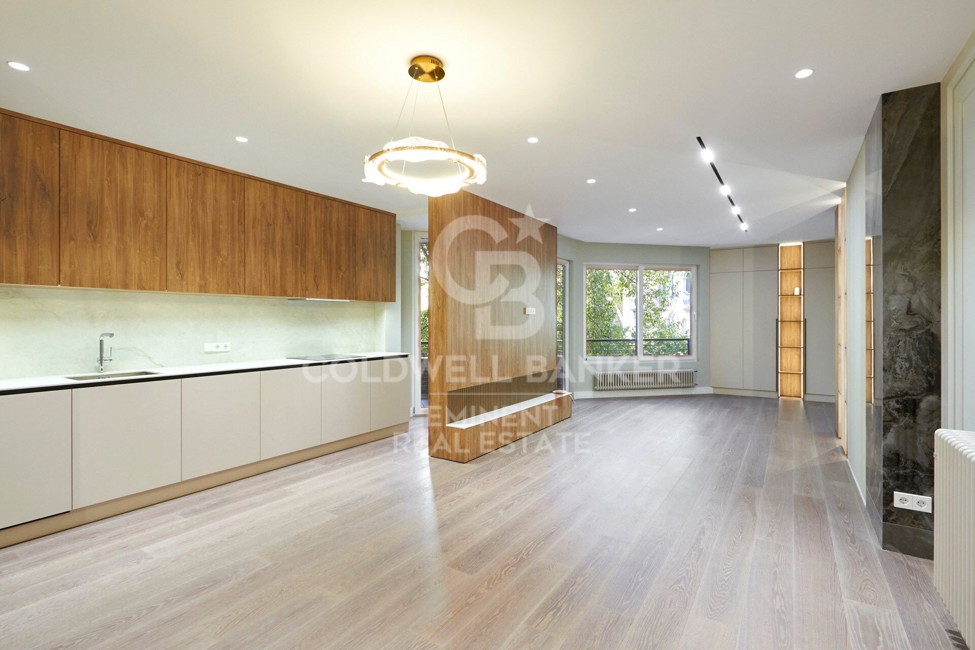 Apartamento en Barcelona, España 3 dormitorios, 135 m2 No. 159866