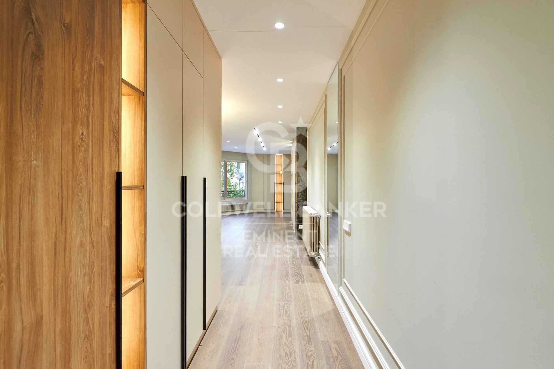 Apartamento en Barcelona, España 3 dormitorios, 135 m2 No. 159866