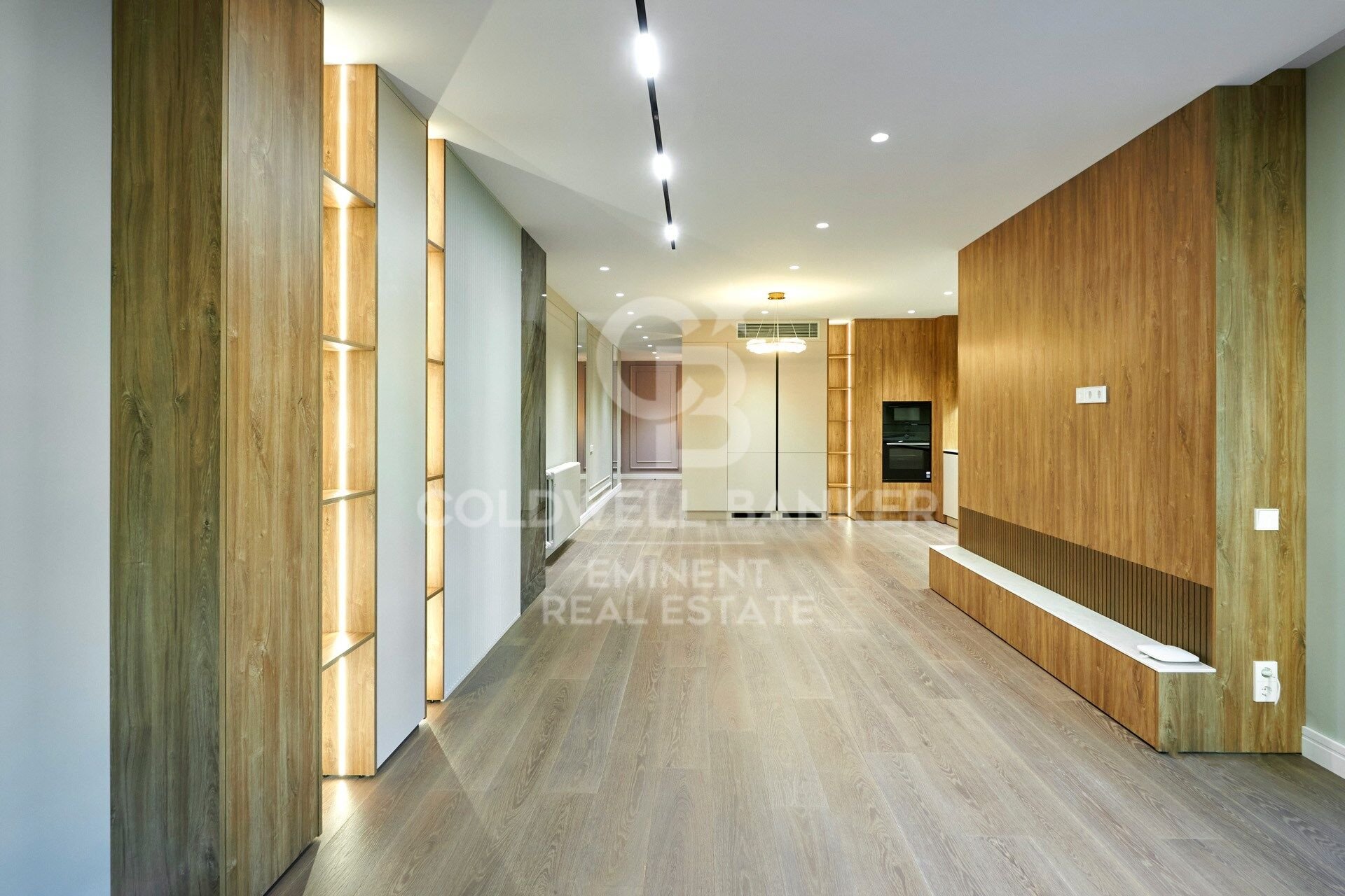 Apartamento en Barcelona, España 3 dormitorios, 135 m2 No. 159866