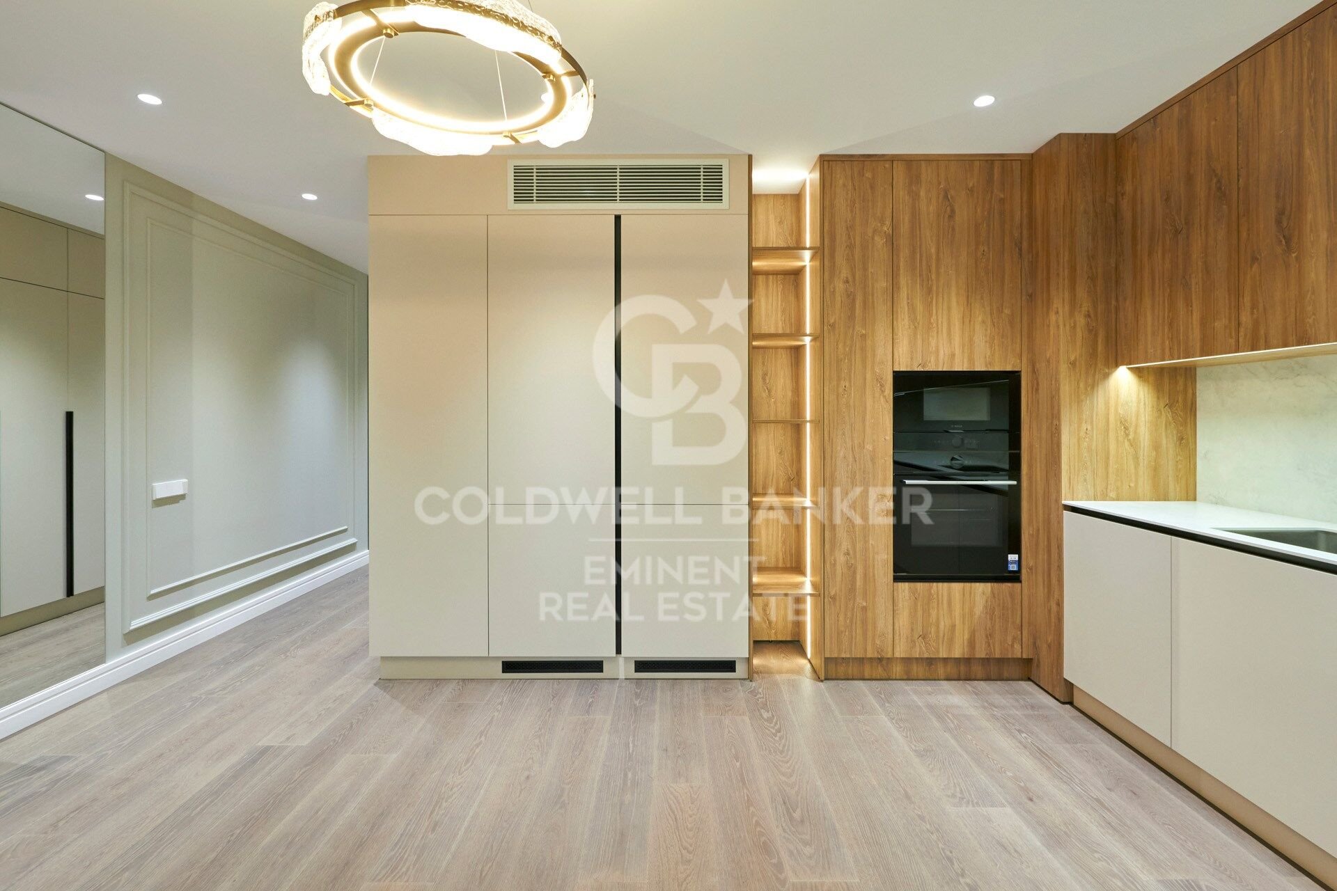 Apartamento en Barcelona, España 3 dormitorios, 135 m2 No. 159866