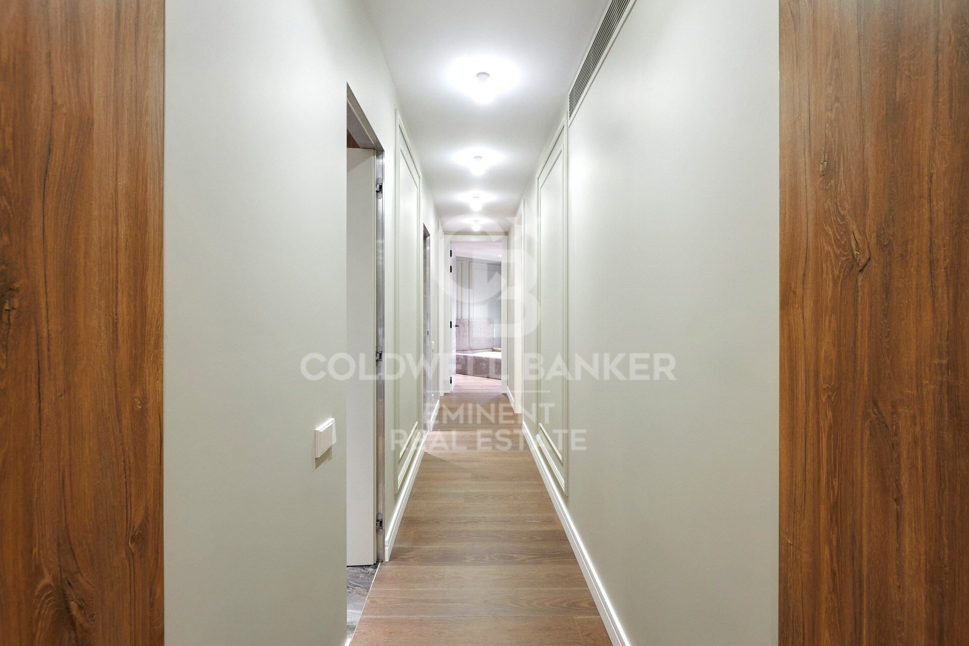 Apartamento en Barcelona, España 3 dormitorios, 135 m2 No. 159866