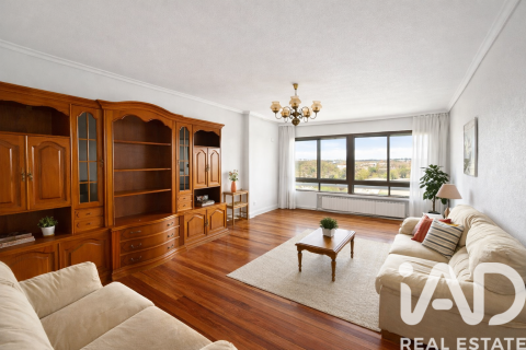 Huoneisto Leon, Espanja 4 makuuhuonetta, 146 m2 No. 195144