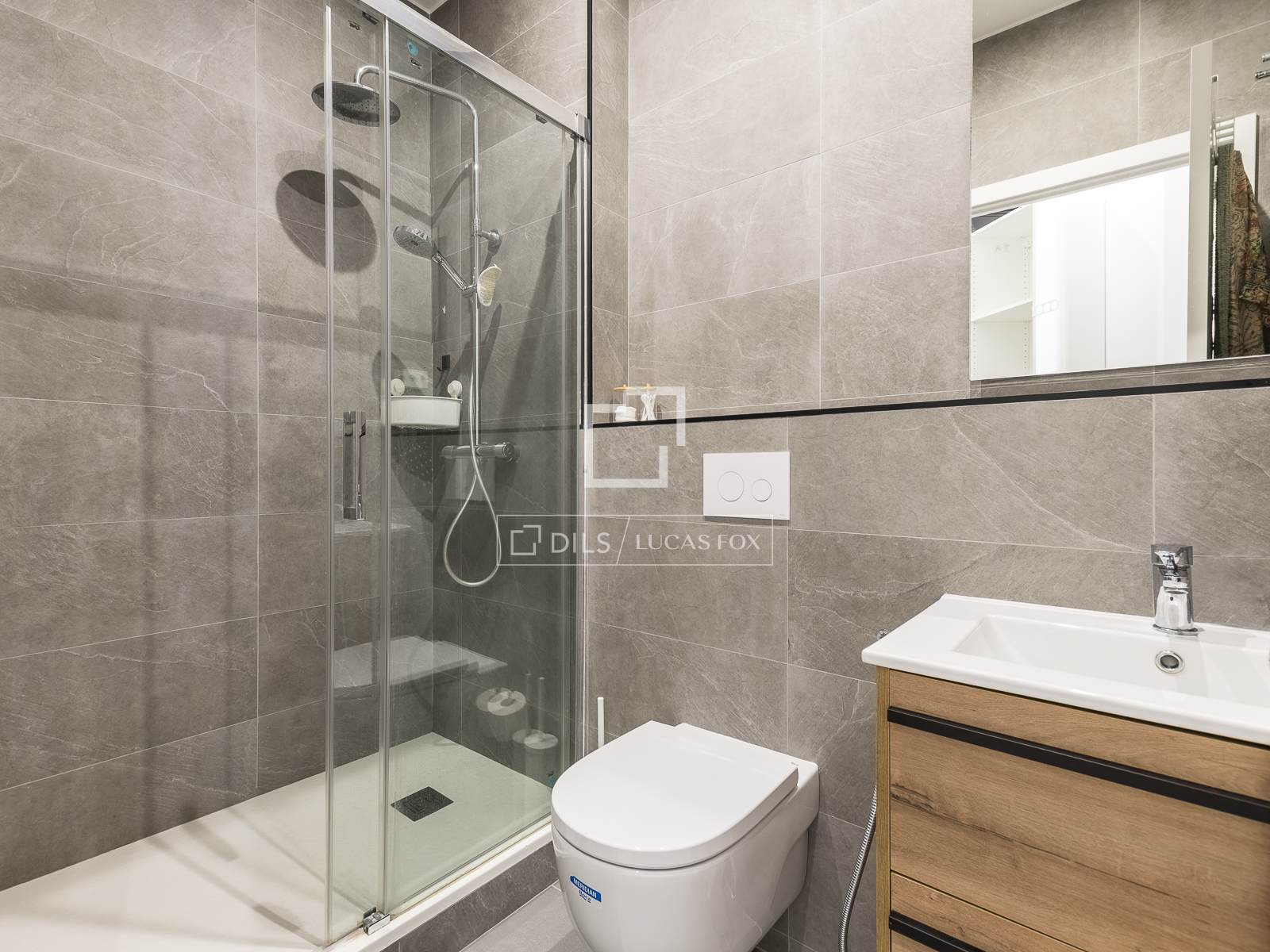 Dzīvoklis Barcelona, Spānijā 3 istabas, 95 m2 Nr. 167971