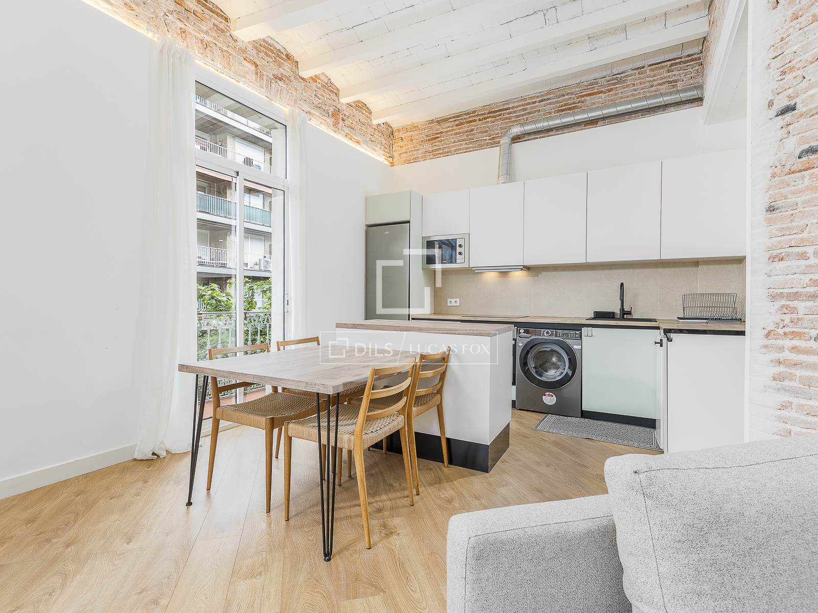 Dzīvoklis Barcelona, Spānijā 3 istabas, 95 m2 Nr. 167971