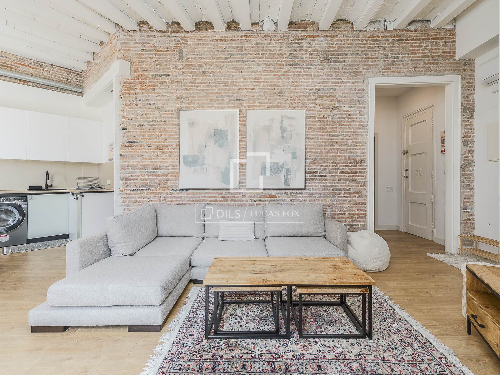 Dzīvoklis Barcelona, Spānijā 3 istabas, 95 m2 Nr. 167971