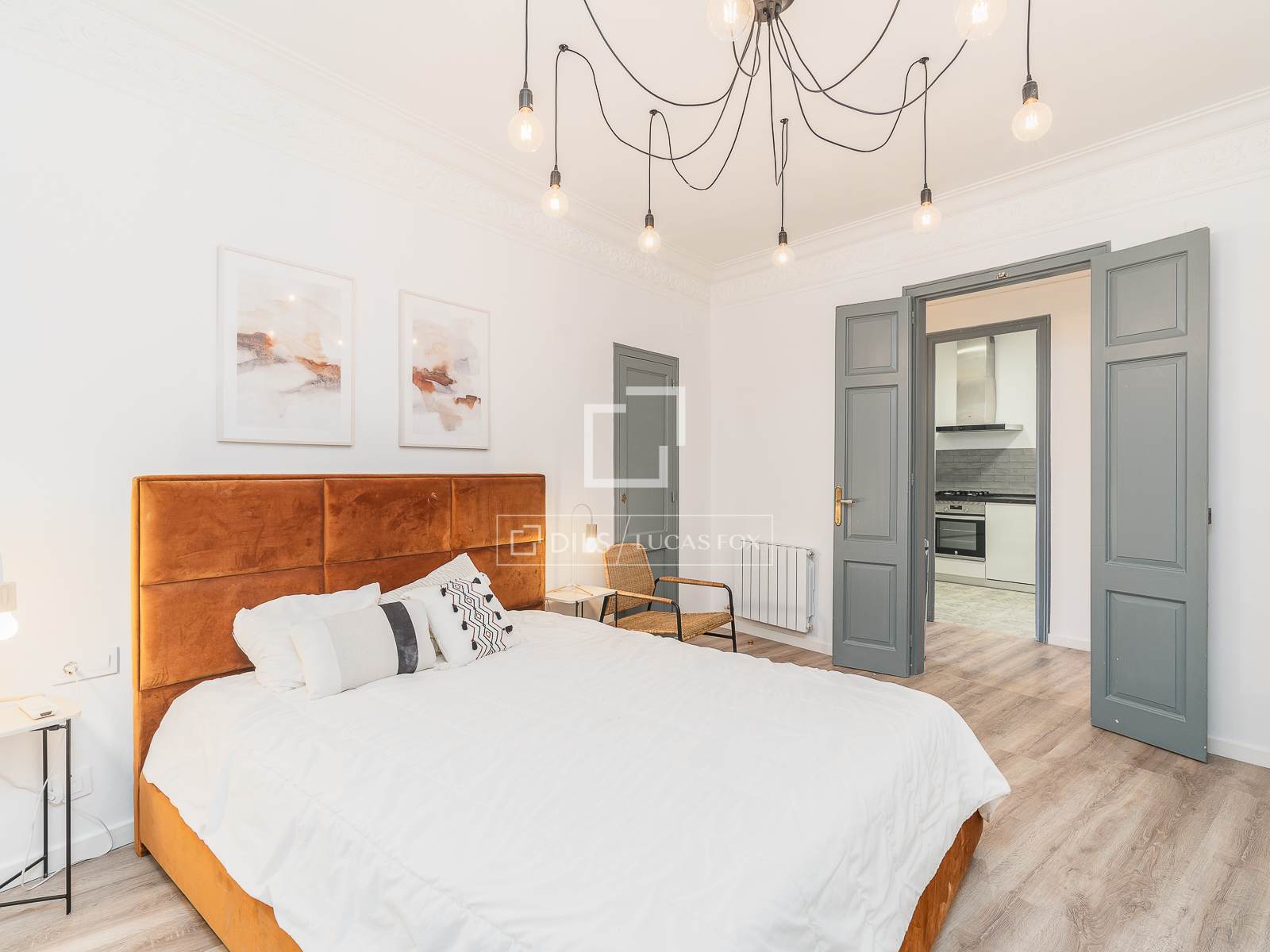 Apartment à Barcelona, Espagne 4 chambres, 137 m2 No. 167966