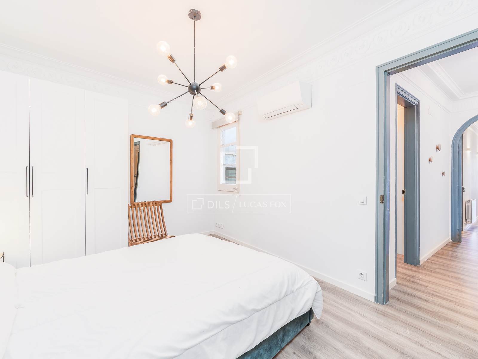 Apartment à Barcelona, Espagne 4 chambres, 137 m2 No. 167966
