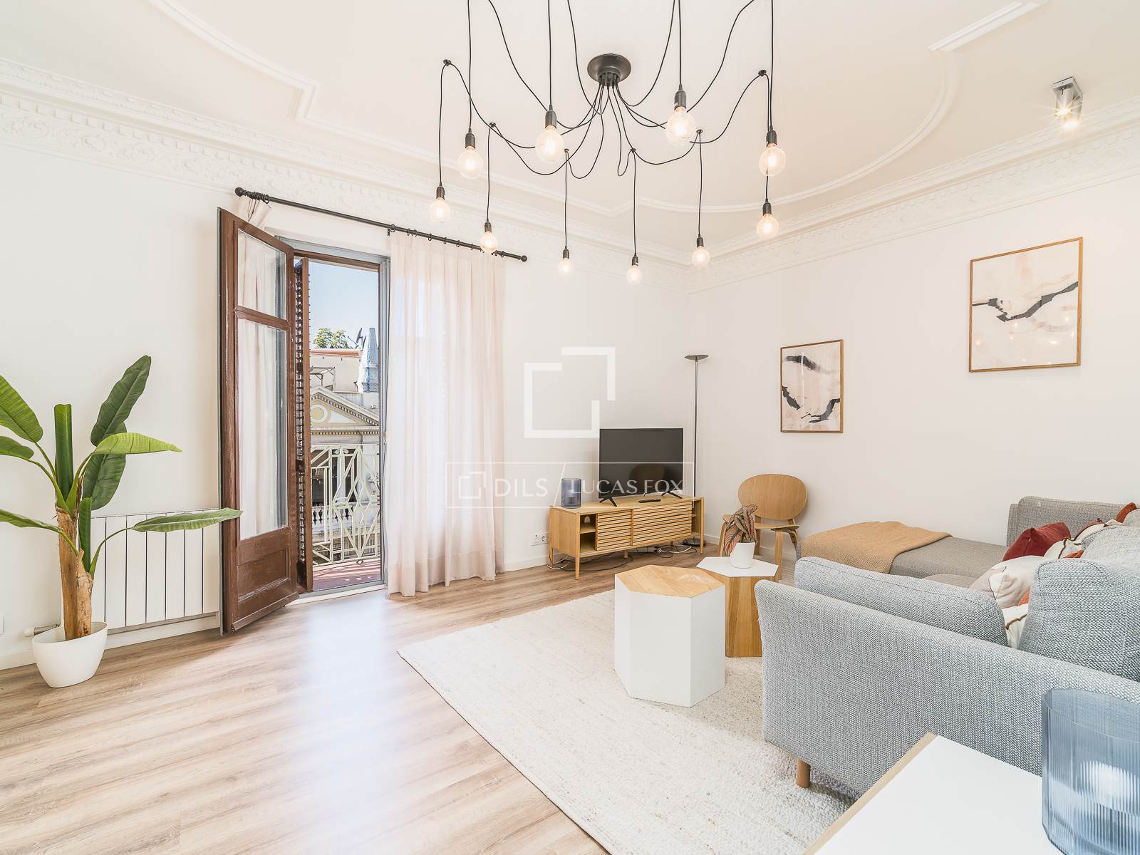 Apartment à Barcelona, Espagne 4 chambres, 137 m2 No. 167966