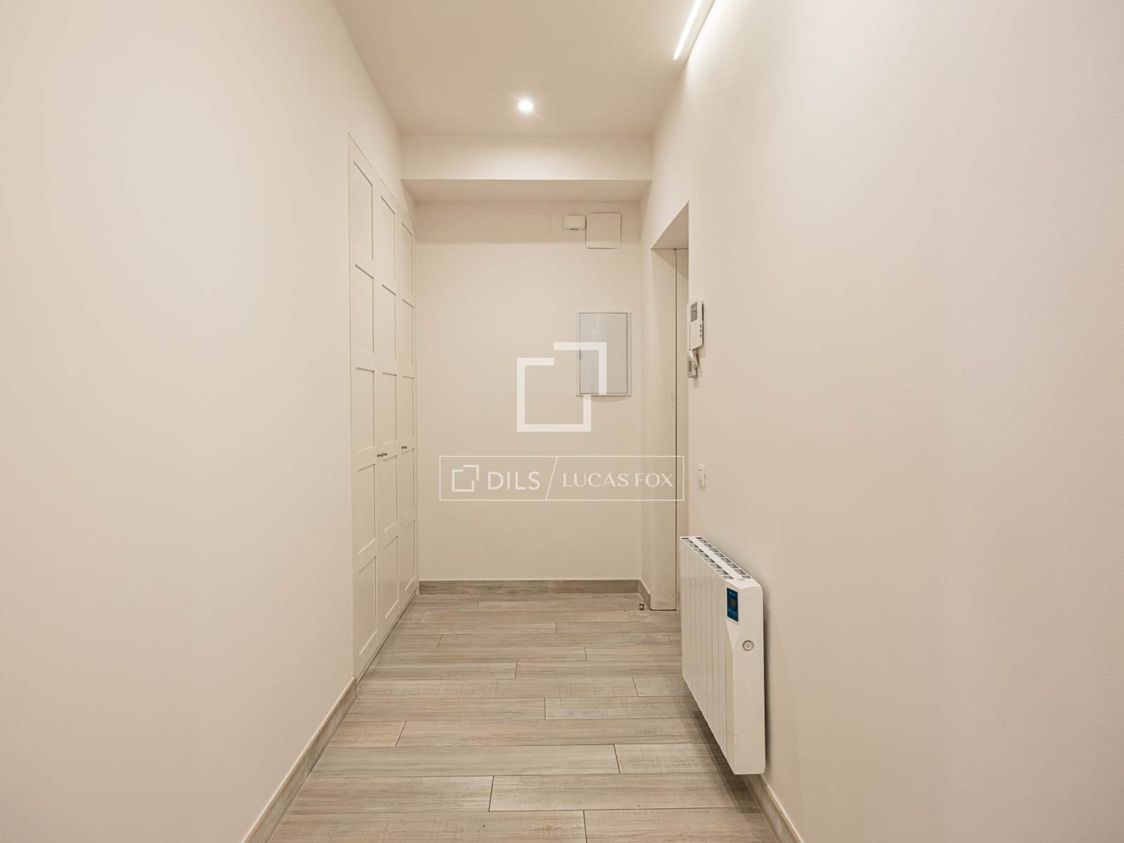 Apartment à Barcelona, Espagne 3 chambres, 138 m2 No. 167968