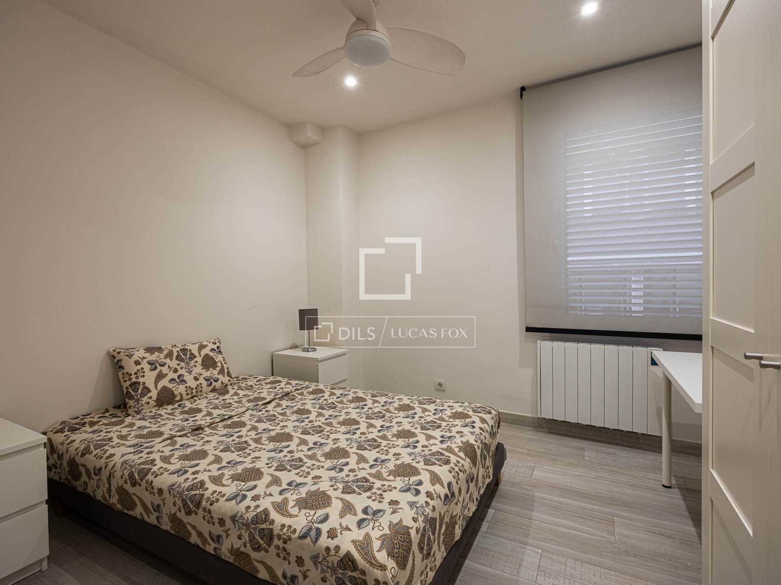 Apartment à Barcelona, Espagne 3 chambres, 138 m2 No. 167968
