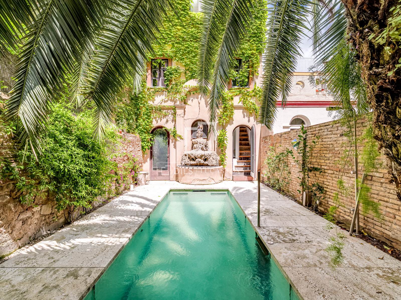 Wohnung in Barcelona, Spanien 4 Schlafzimmer, 226 m2 Nr. 167969