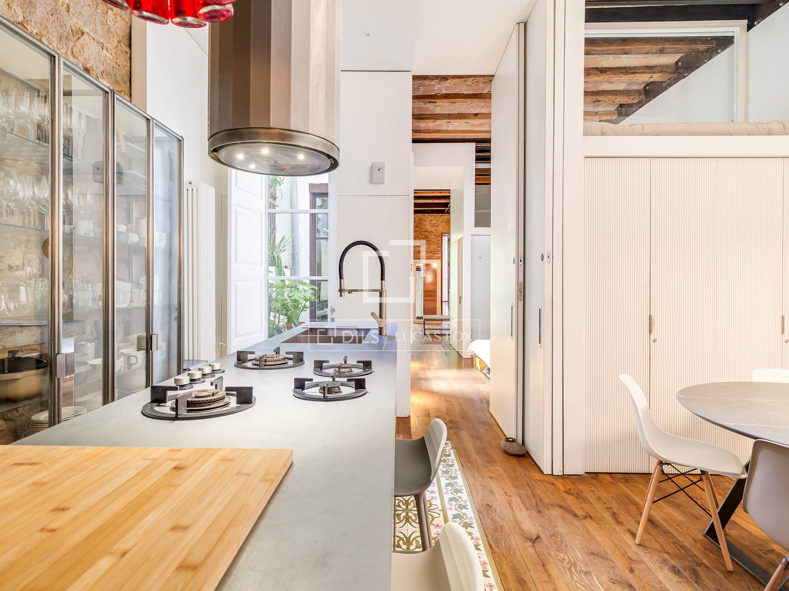 Wohnung in Barcelona, Spanien 4 Schlafzimmer, 226 m2 Nr. 167969