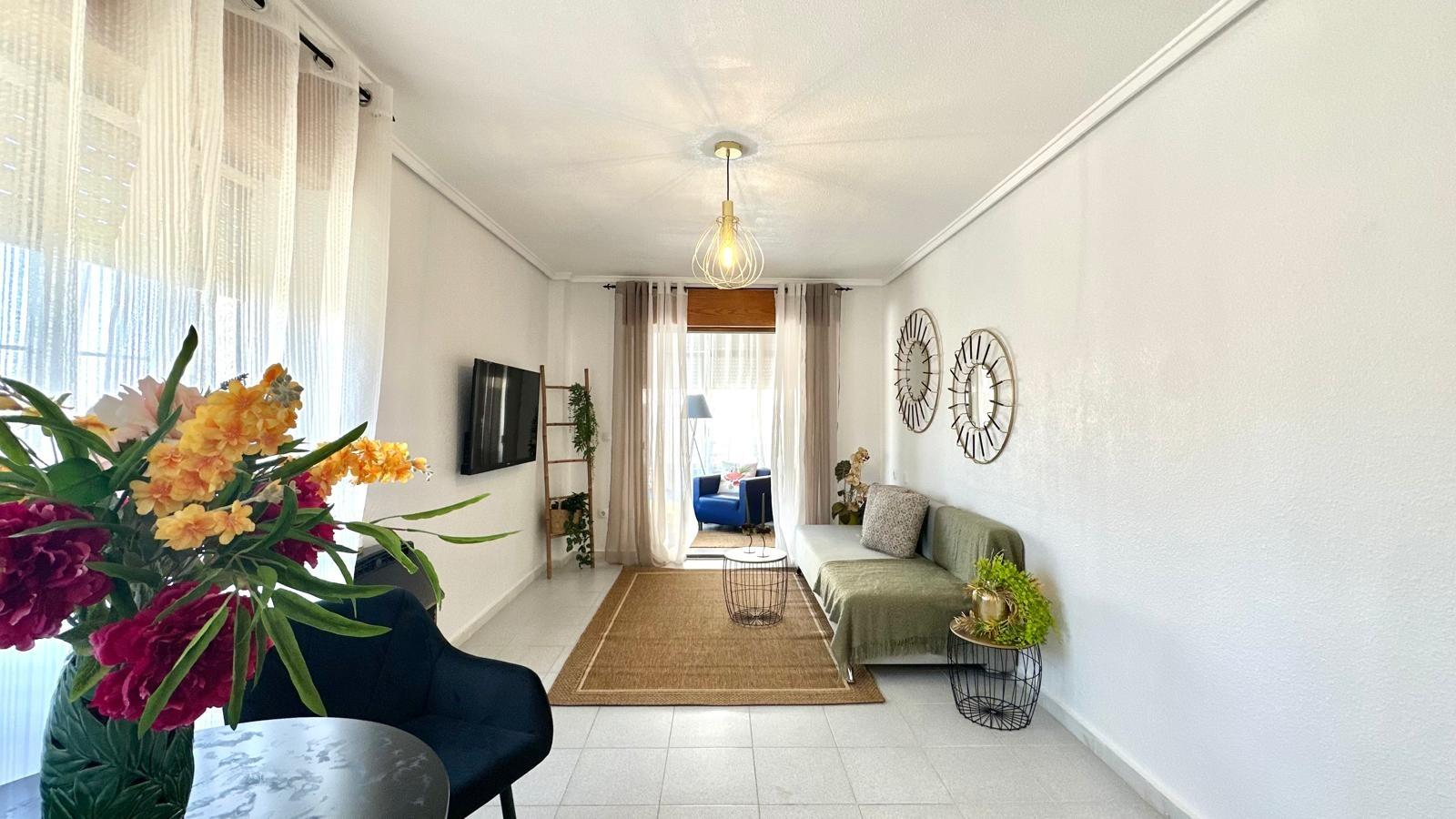 Apartment à Torrevieja, Alicante, Espagne 1 chambre, 34 m2 No. 182983