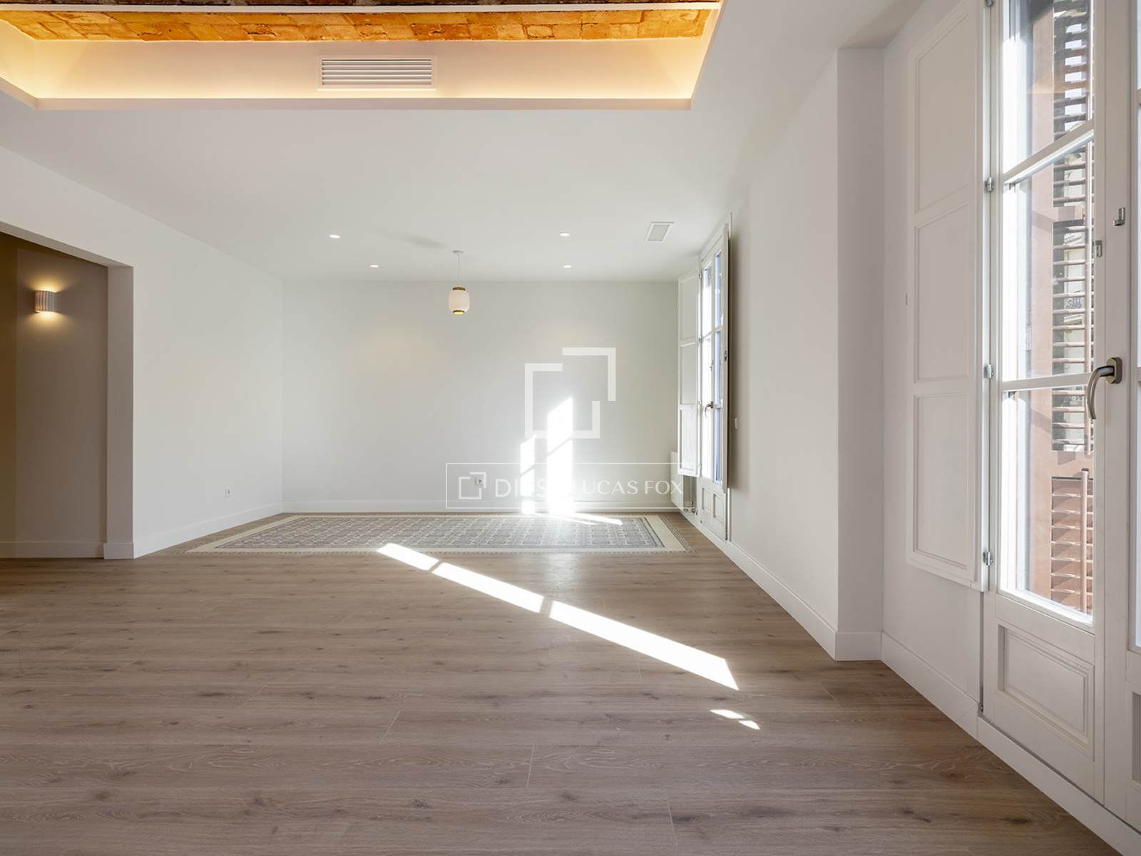Apartment in Barcelona, Spain 3 bedrooms, 189 sq.m. No. 150517