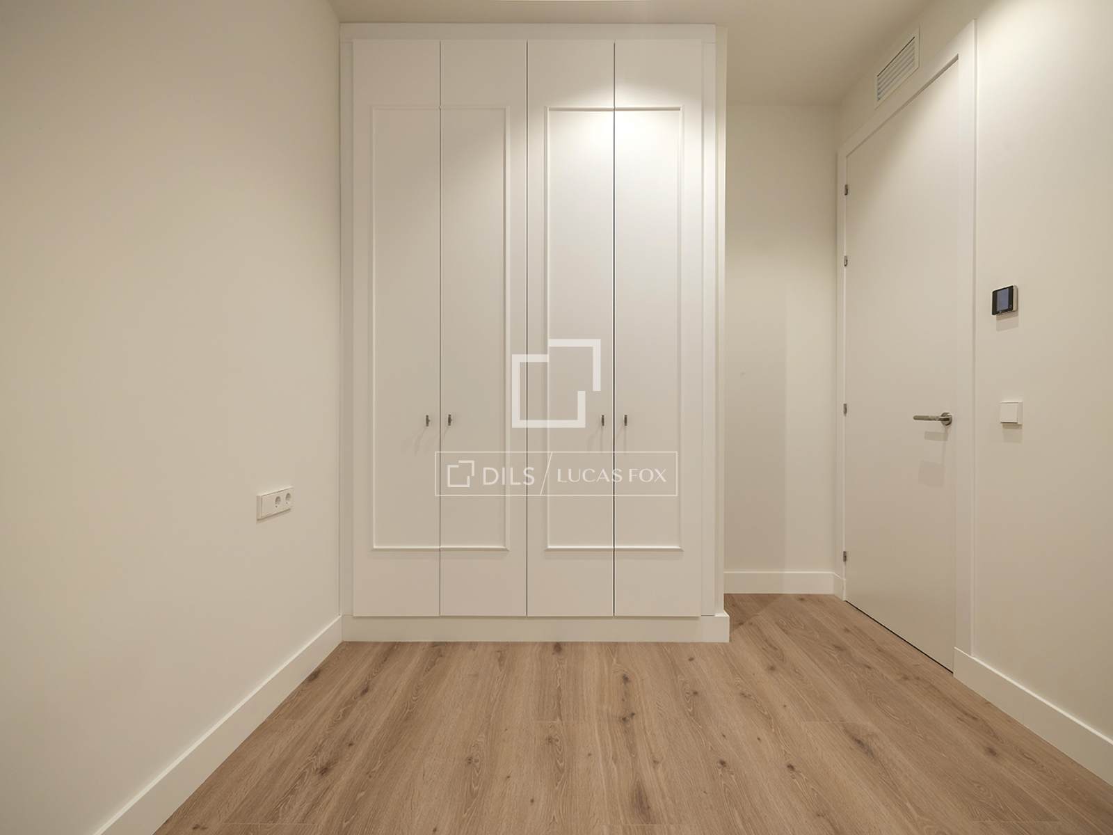 Apartment in Barcelona, Spain 3 bedrooms, 189 sq.m. No. 150517
