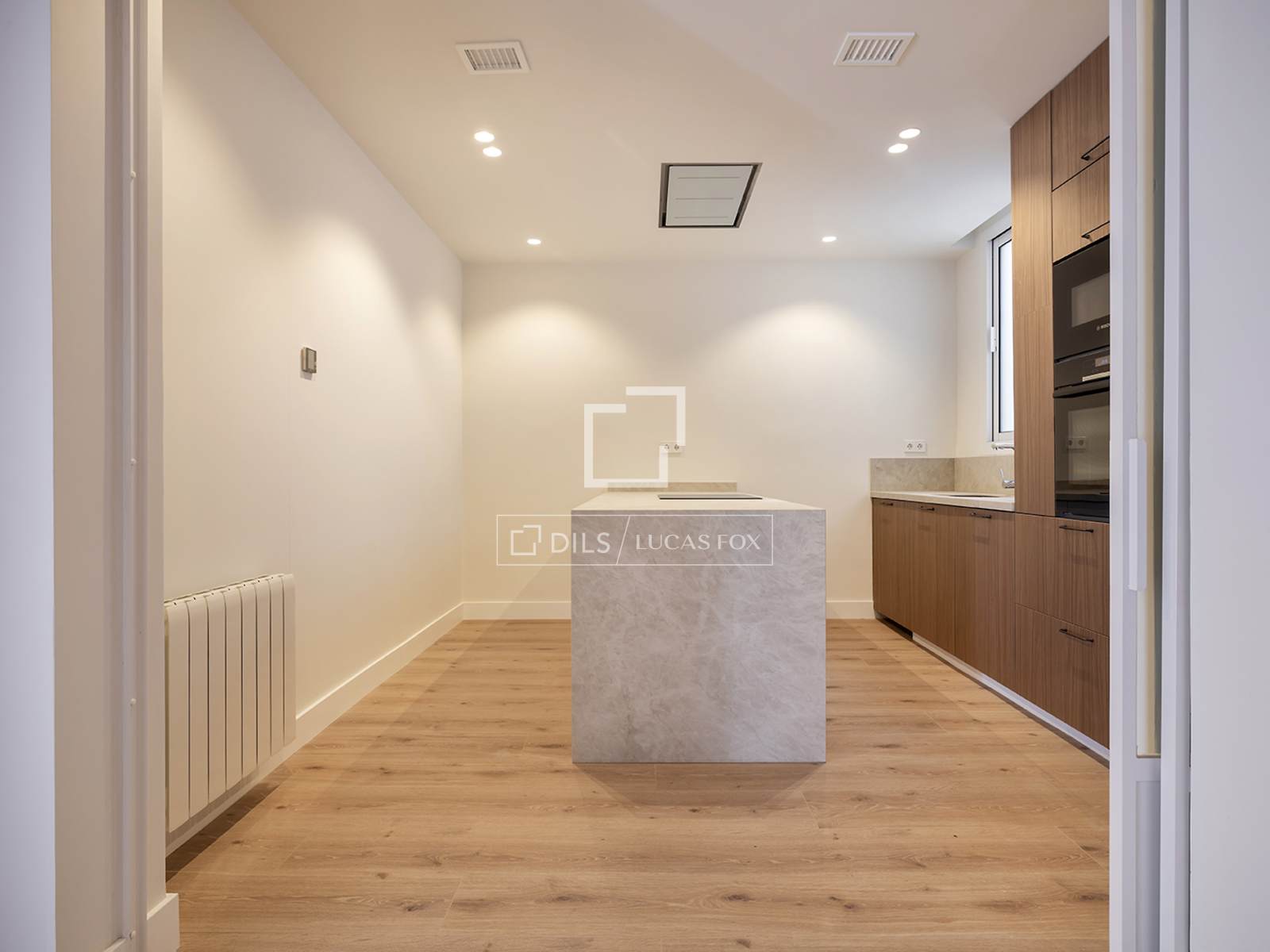 Apartment in Barcelona, Spain 3 bedrooms, 189 sq.m. No. 150517