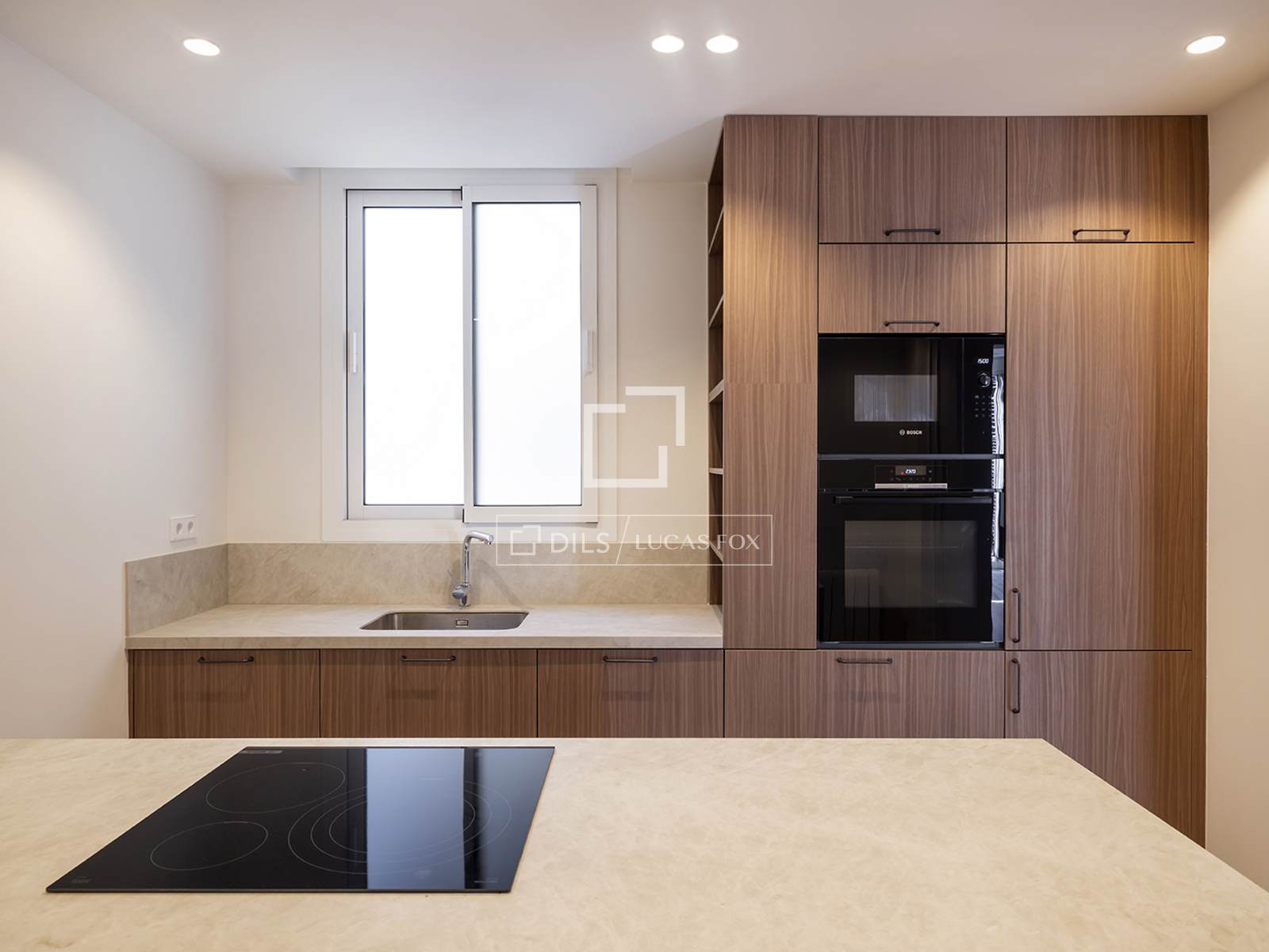 Apartment in Barcelona, Spain 3 bedrooms, 189 sq.m. No. 150517