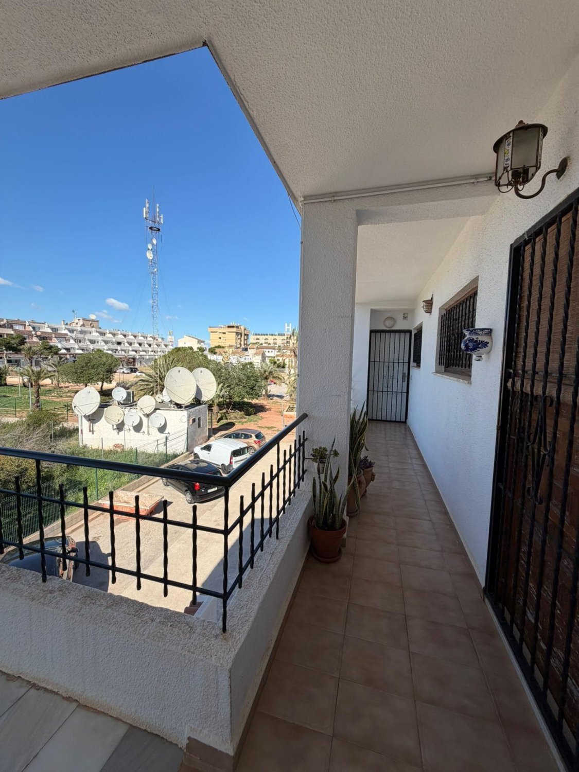 Apartment in Punta Prima, Alicante, Spain 2 bedrooms, 64 sq.m. No. 189088