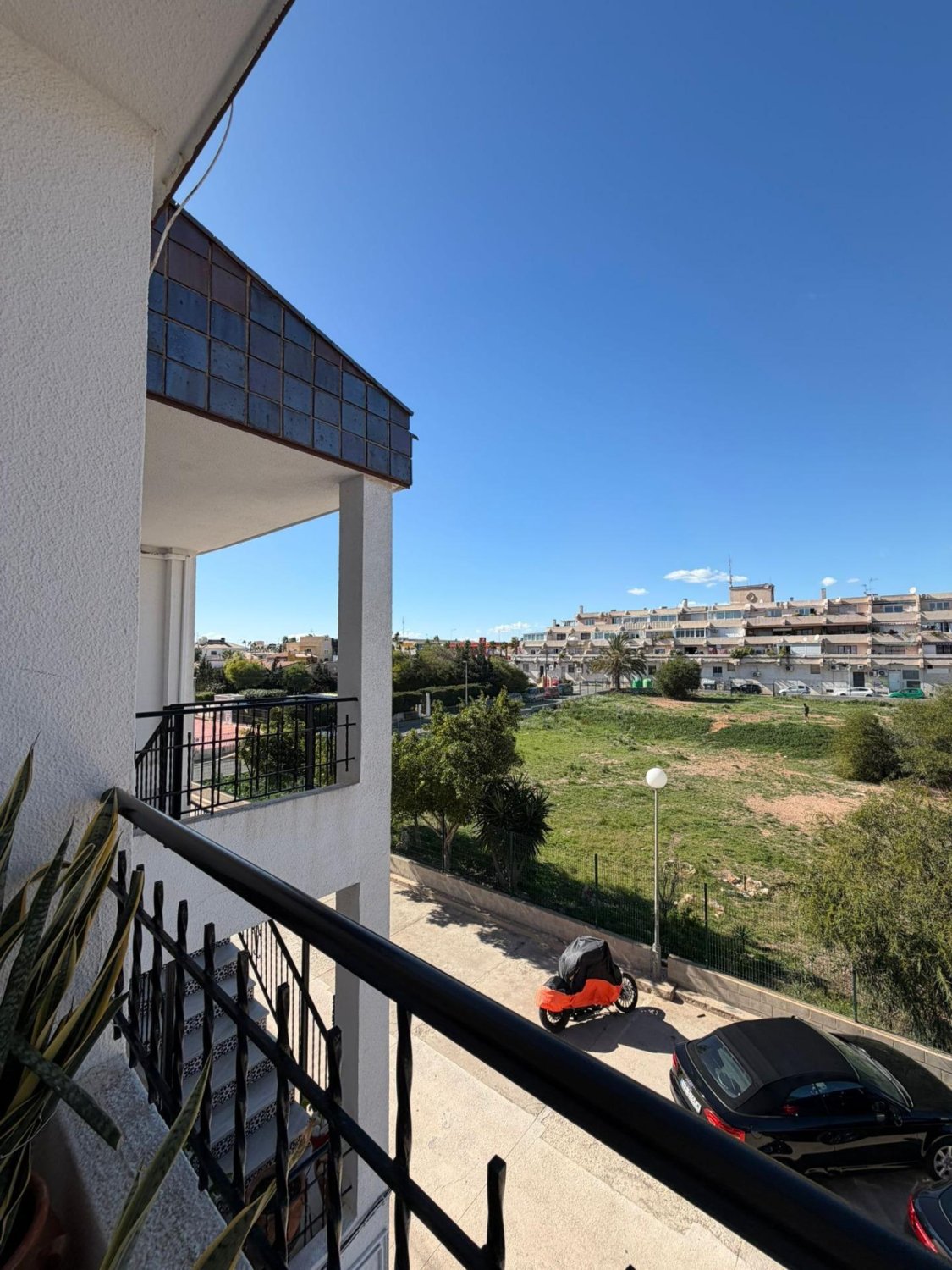 Apartment in Punta Prima, Alicante, Spain 2 bedrooms, 64 sq.m. No. 189088