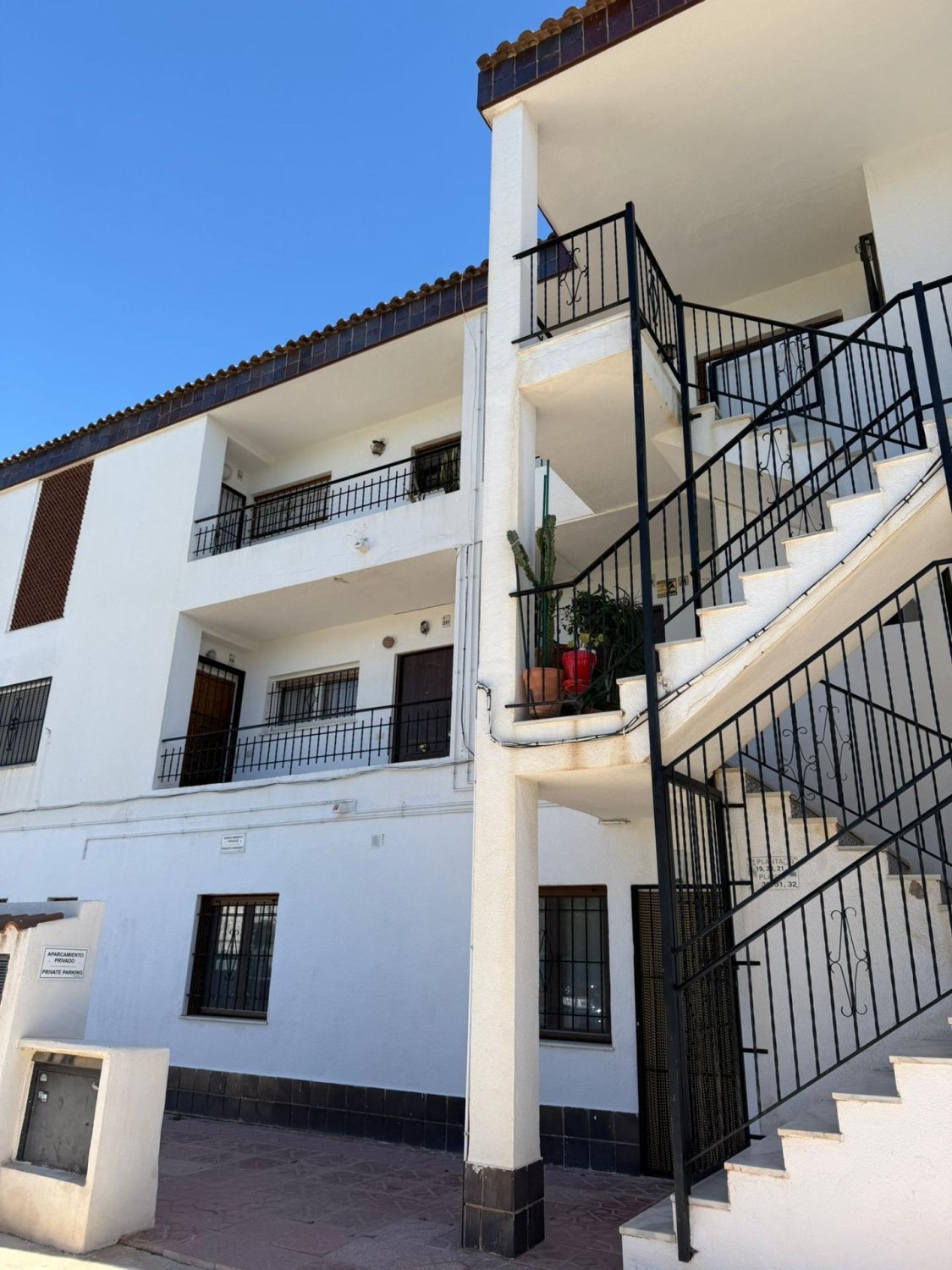 Apartment in Punta Prima, Alicante, Spain 2 bedrooms, 64 sq.m. No. 189088